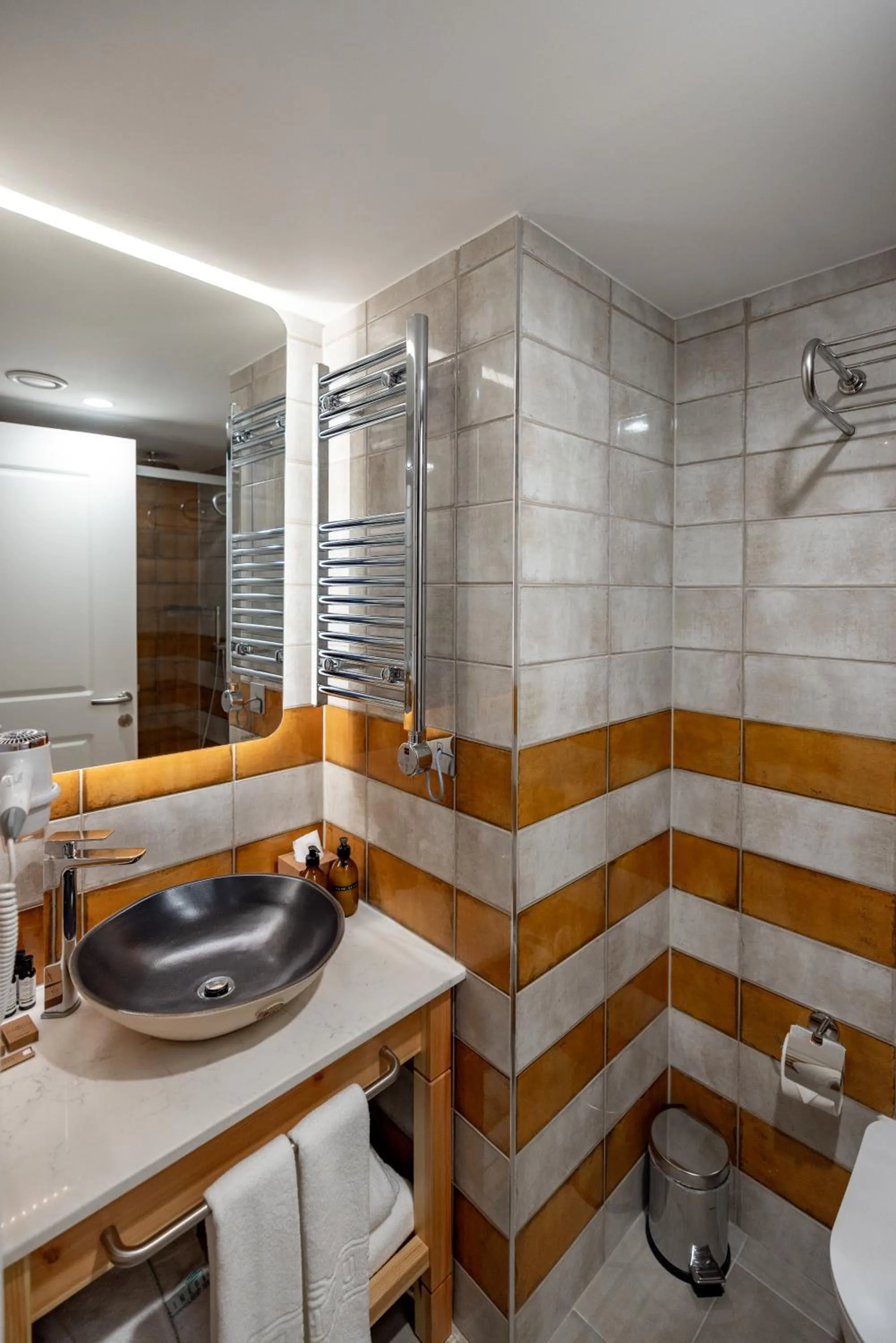 Limehouse Library Hotel