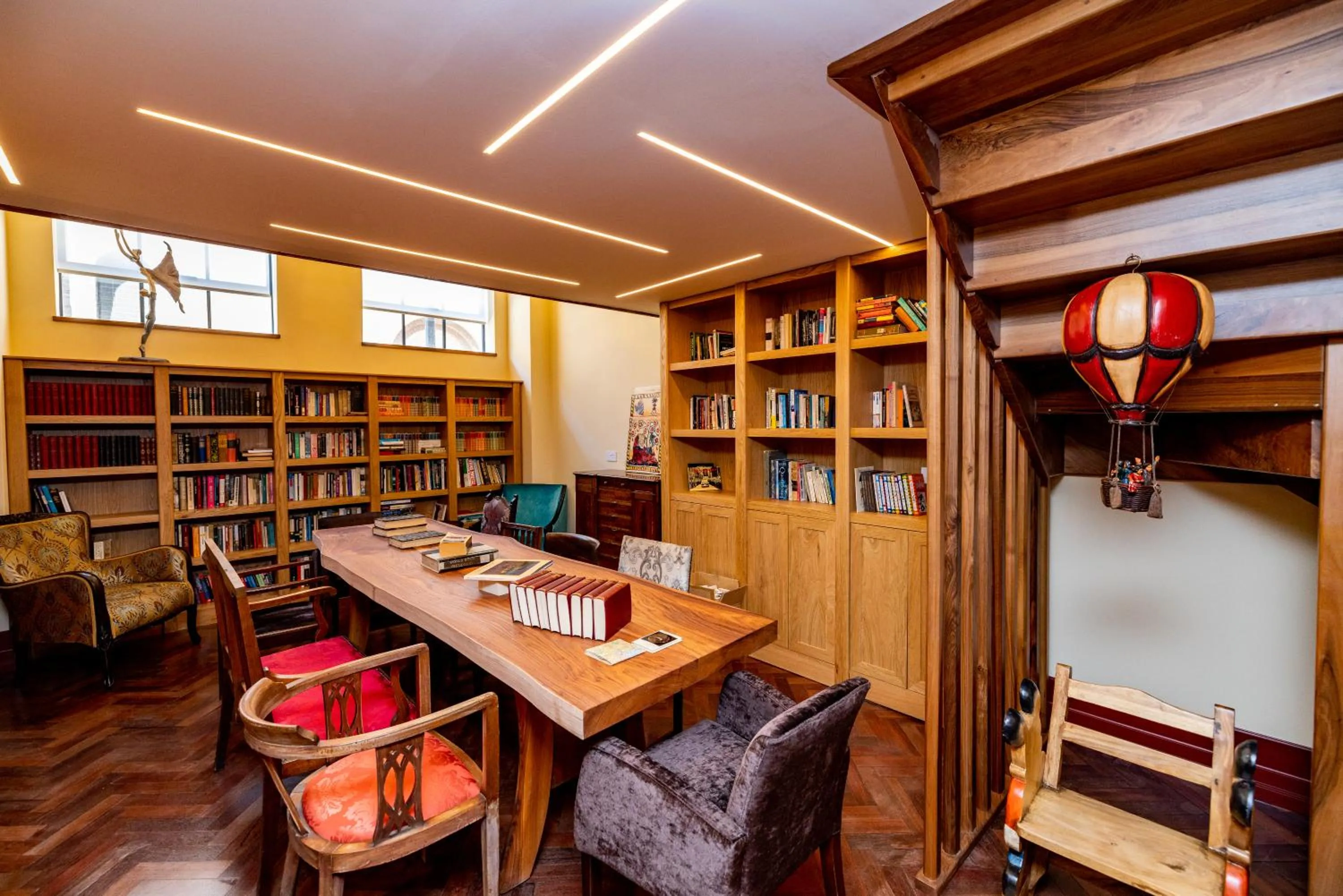 Library in Limehouse Library Hotel