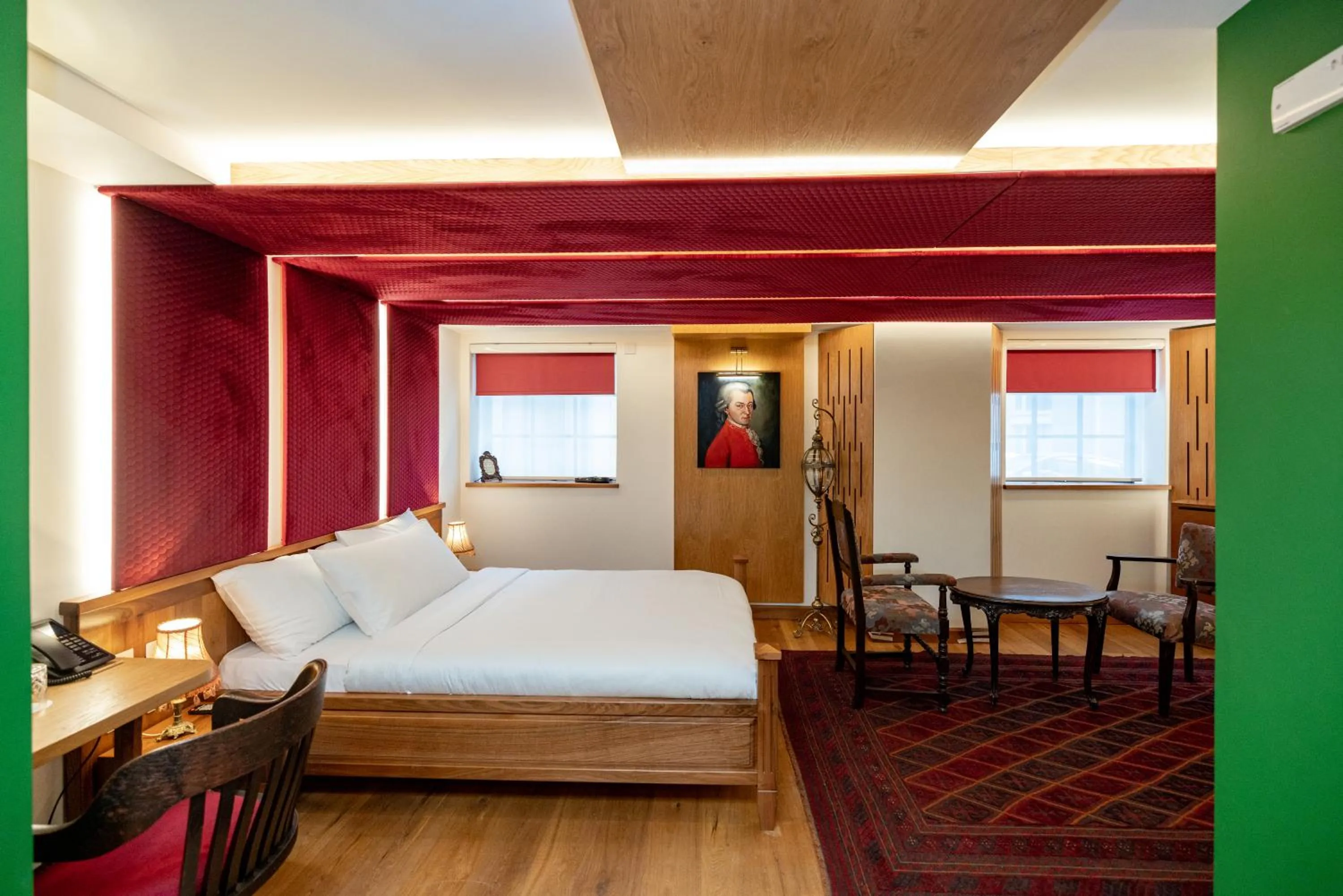 Bed in Limehouse Library Hotel