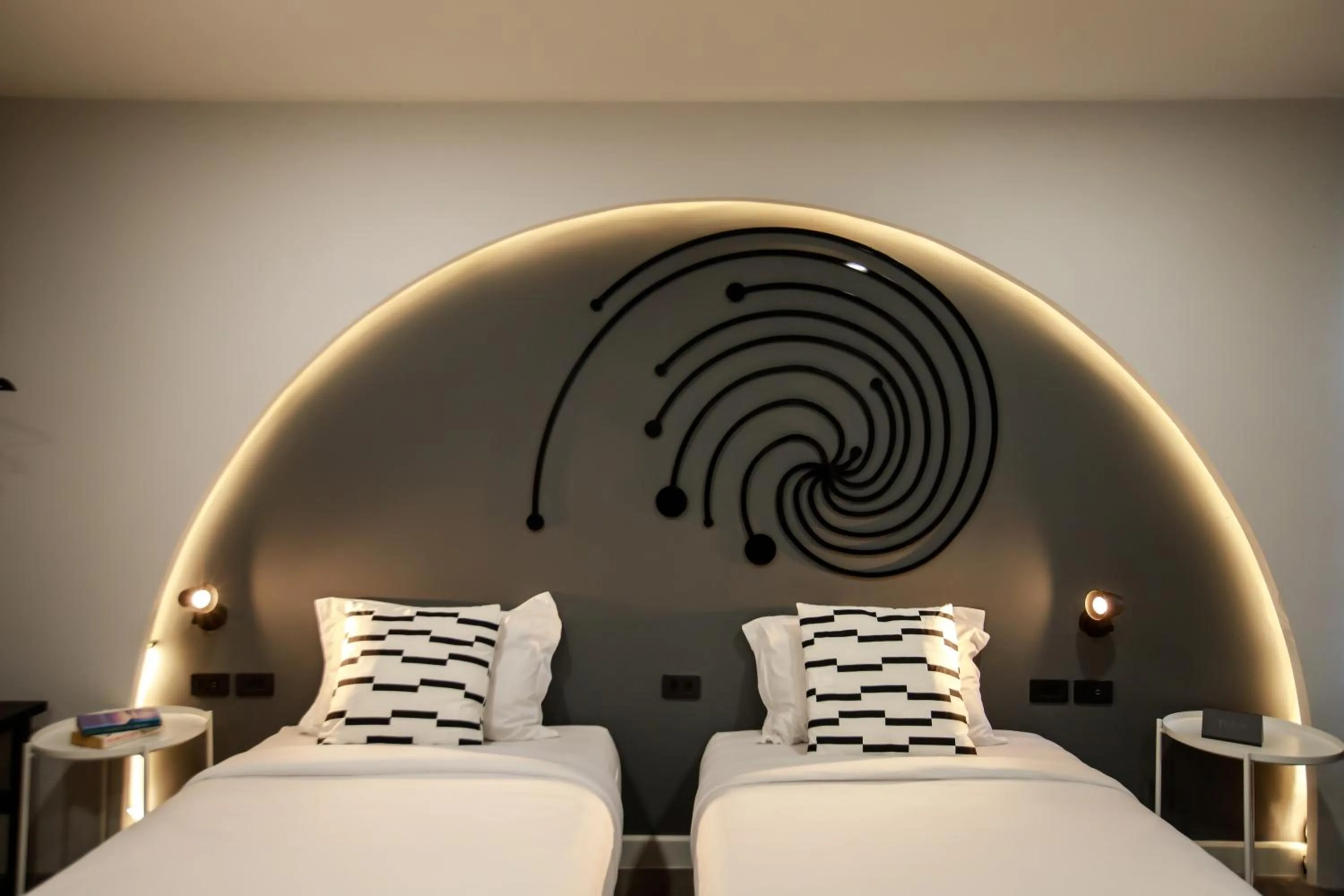 Bed in SR Grand Hotel Chiangmai