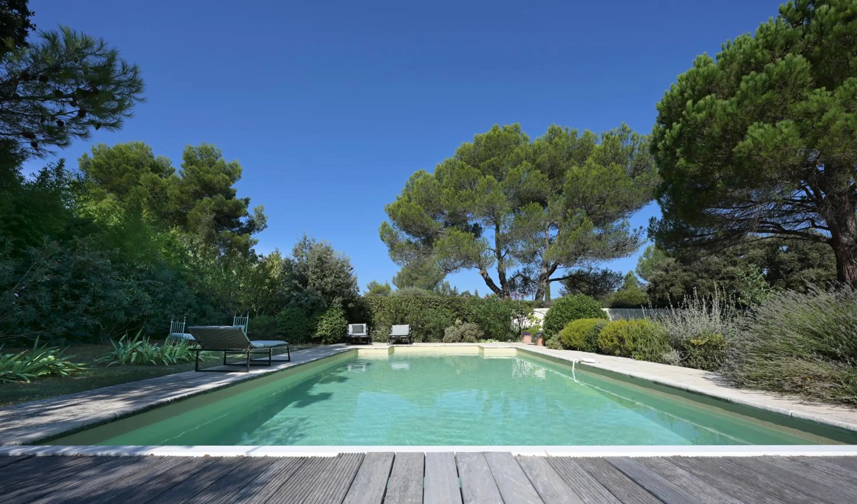 Swimming pool in Maison Les Chênes