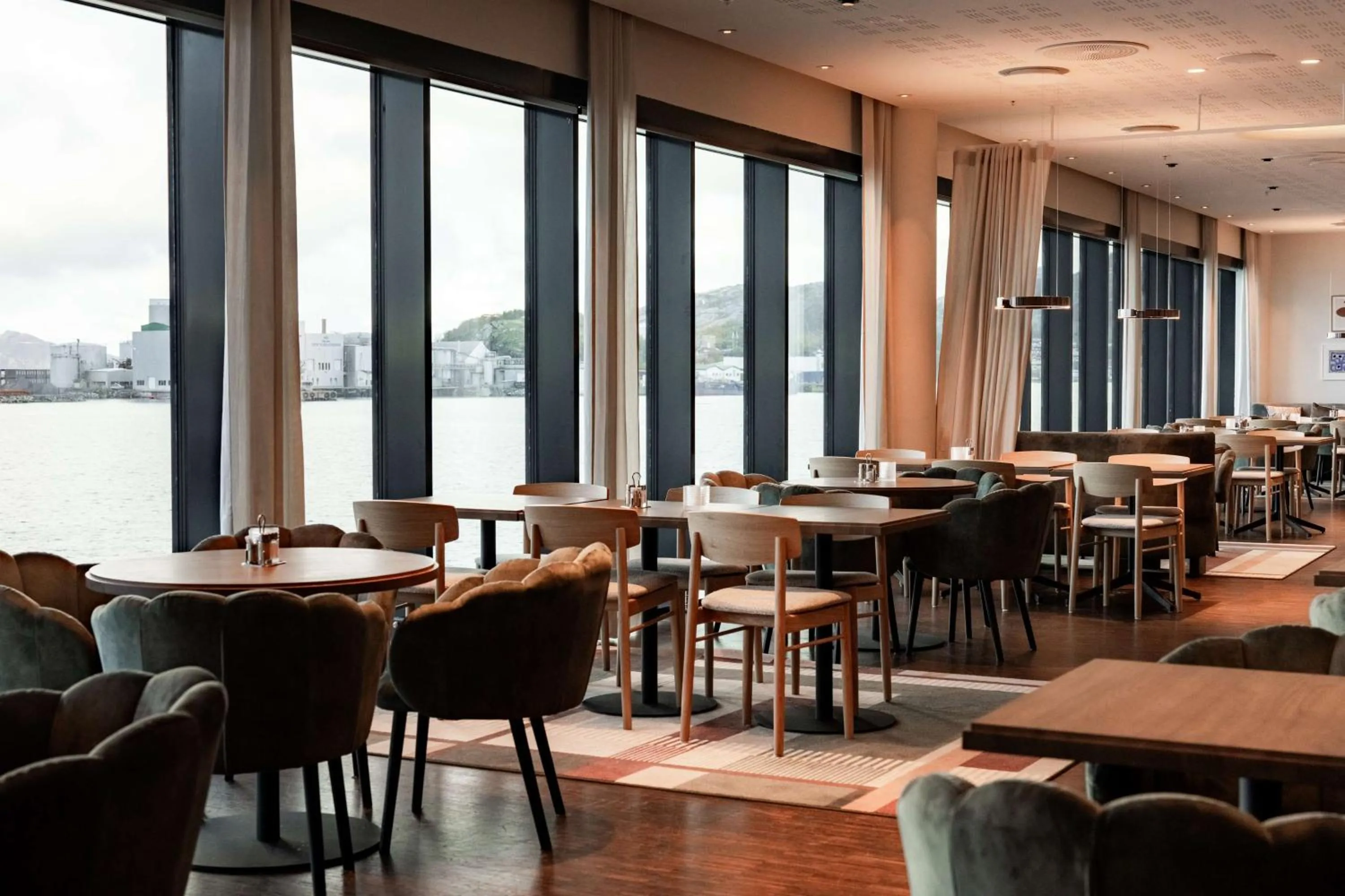 Restaurant/places to eat in Scandic Havet