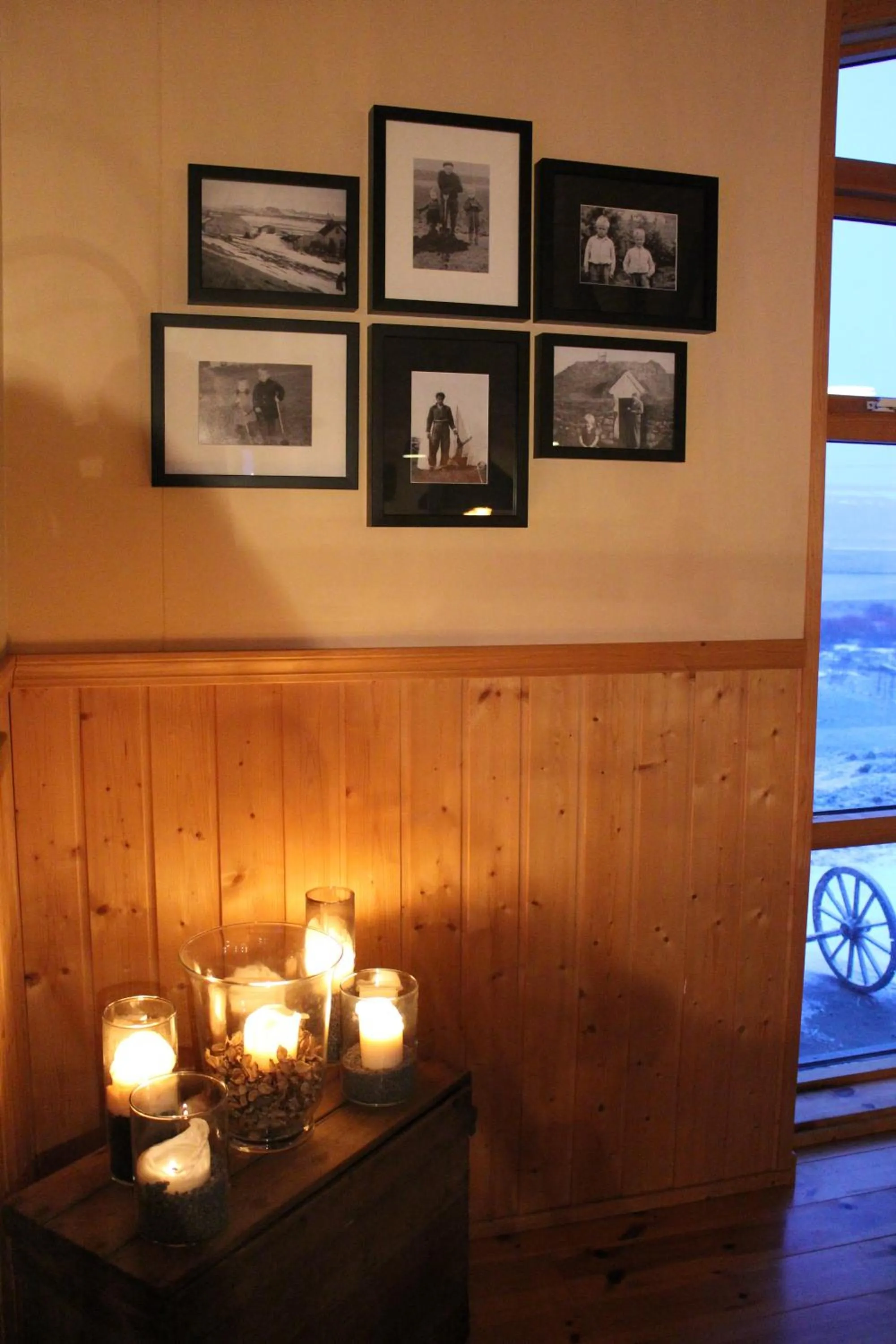 Restaurant/places to eat in Hótel Á