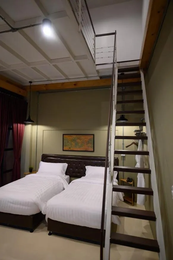 Bed in Dream Factory Hotel