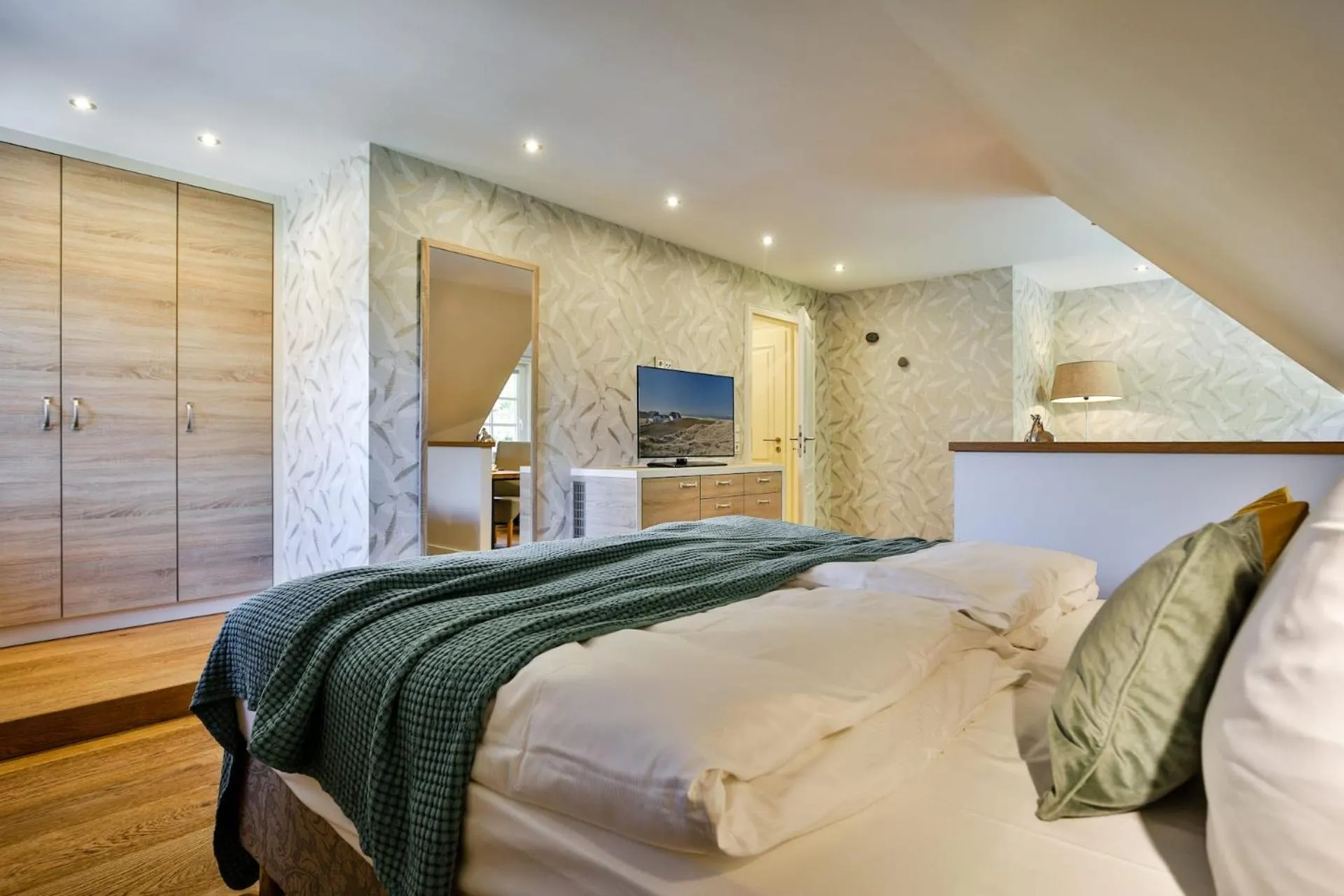 TV and multimedia, Bed in Landhaus Sylter Hahn