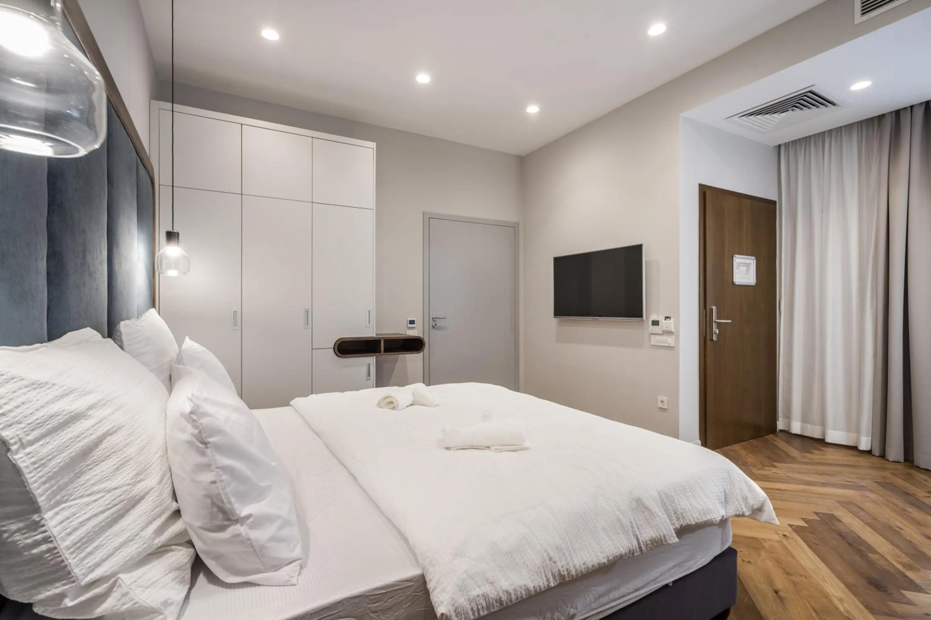 Bed in Budapest Eye- Boutique Suites, by BQA