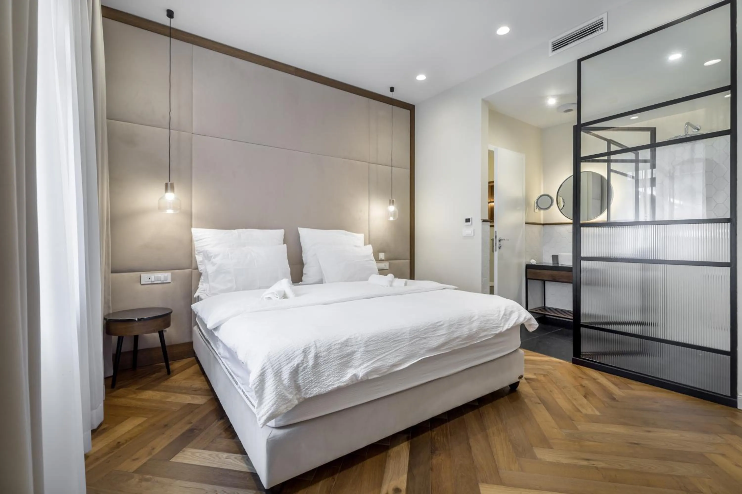 Bed in Budapest Eye- Boutique Suites, by BQA