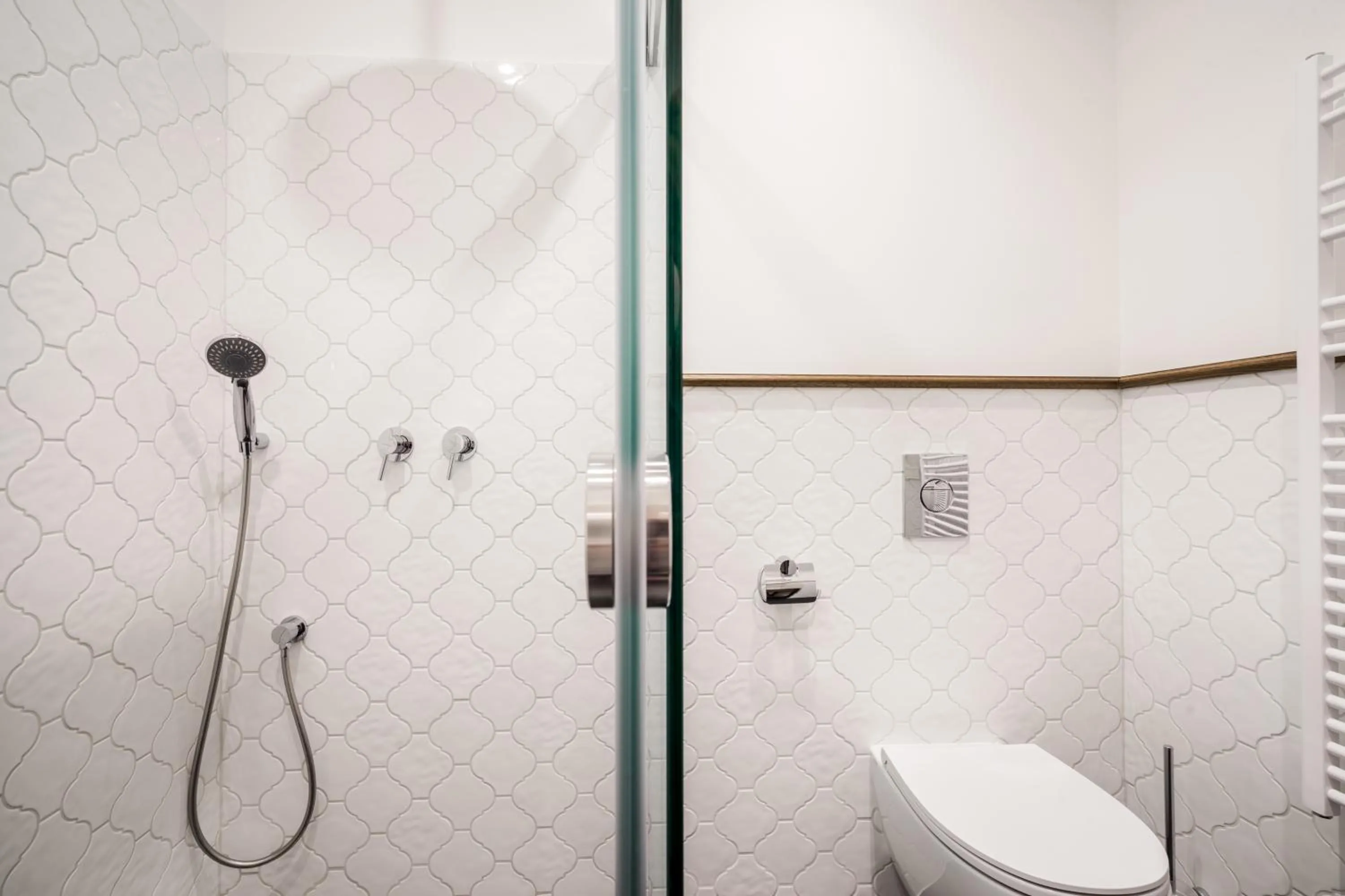 Shower in Budapest Eye- Boutique Suites, by BQA