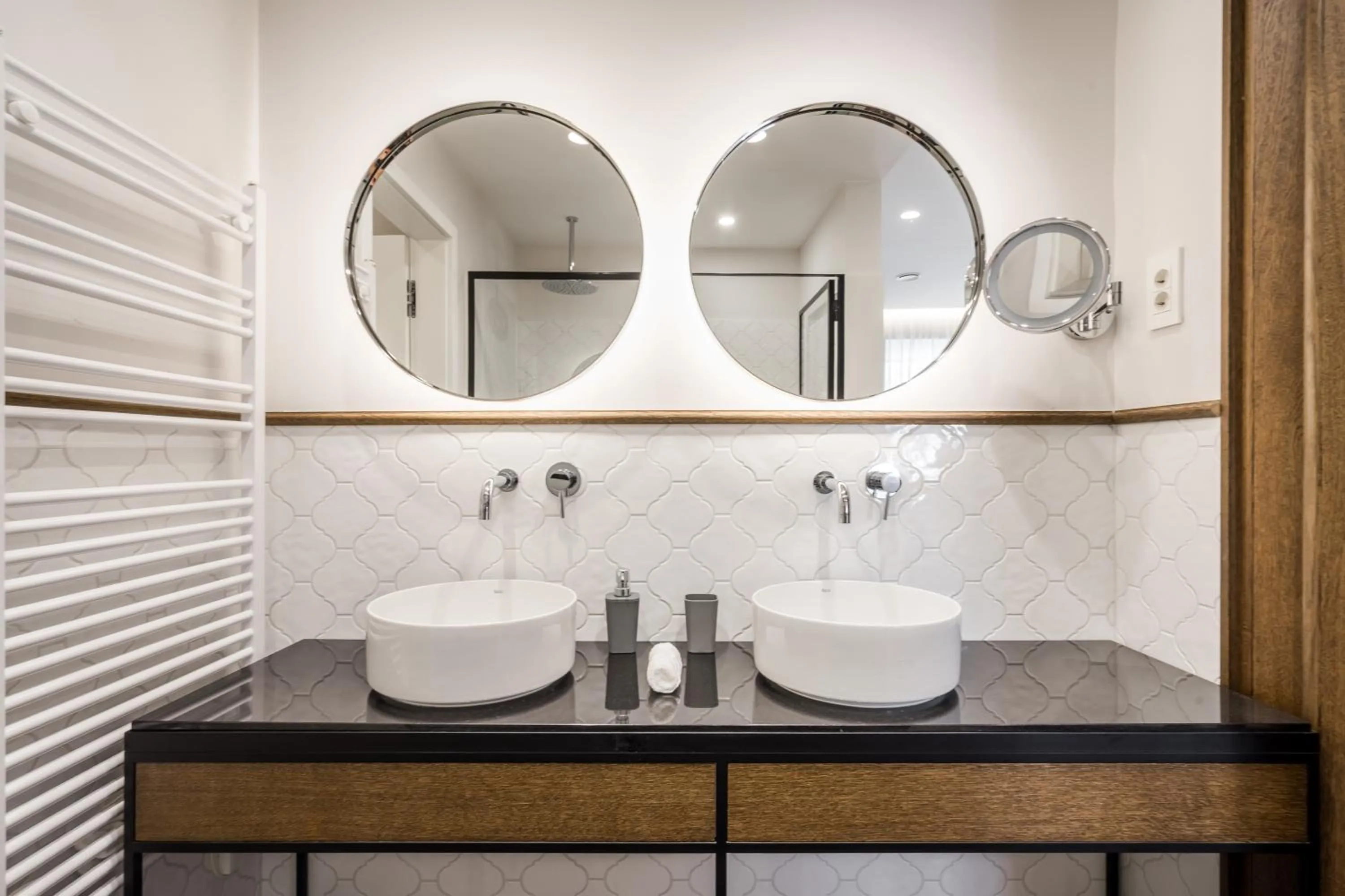 Bathroom in Budapest Eye- Boutique Suites, by BQA