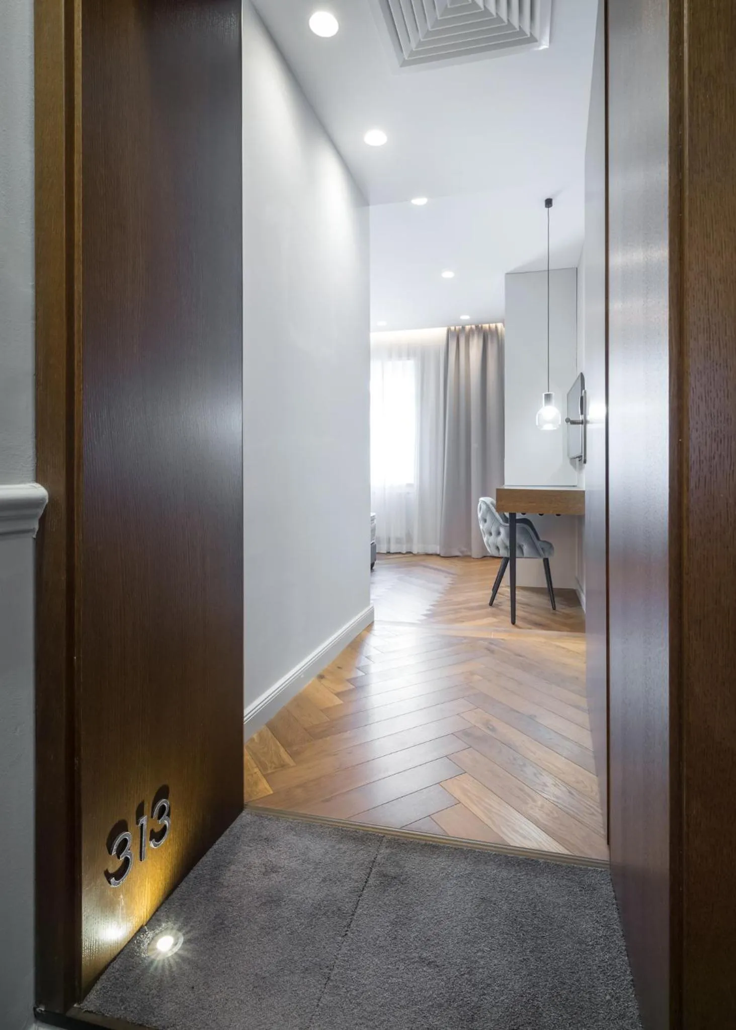 Facade/entrance in Budapest Eye- Boutique Suites, by BQA