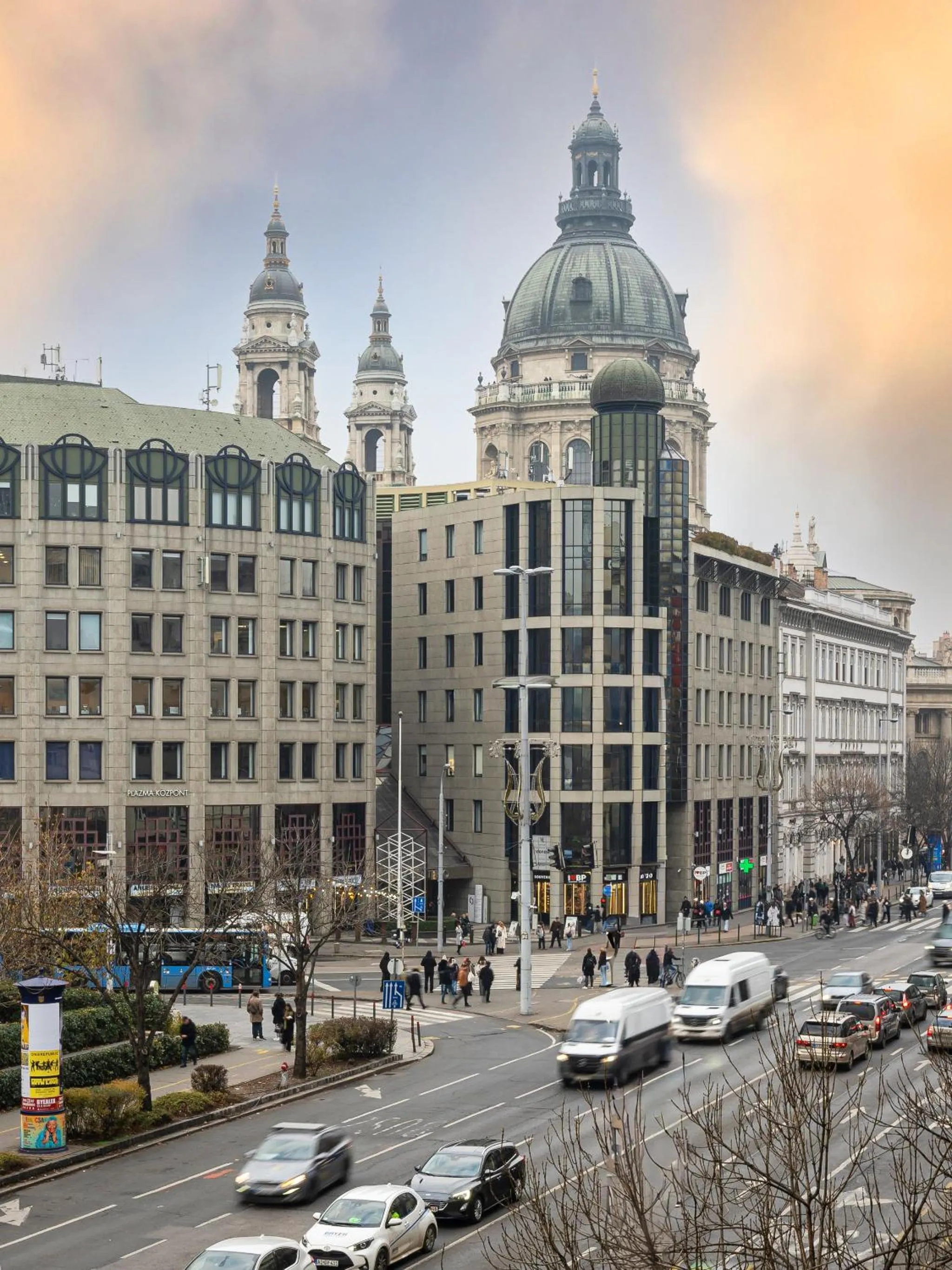 Budapest Eye- Boutique Suites, by BQA