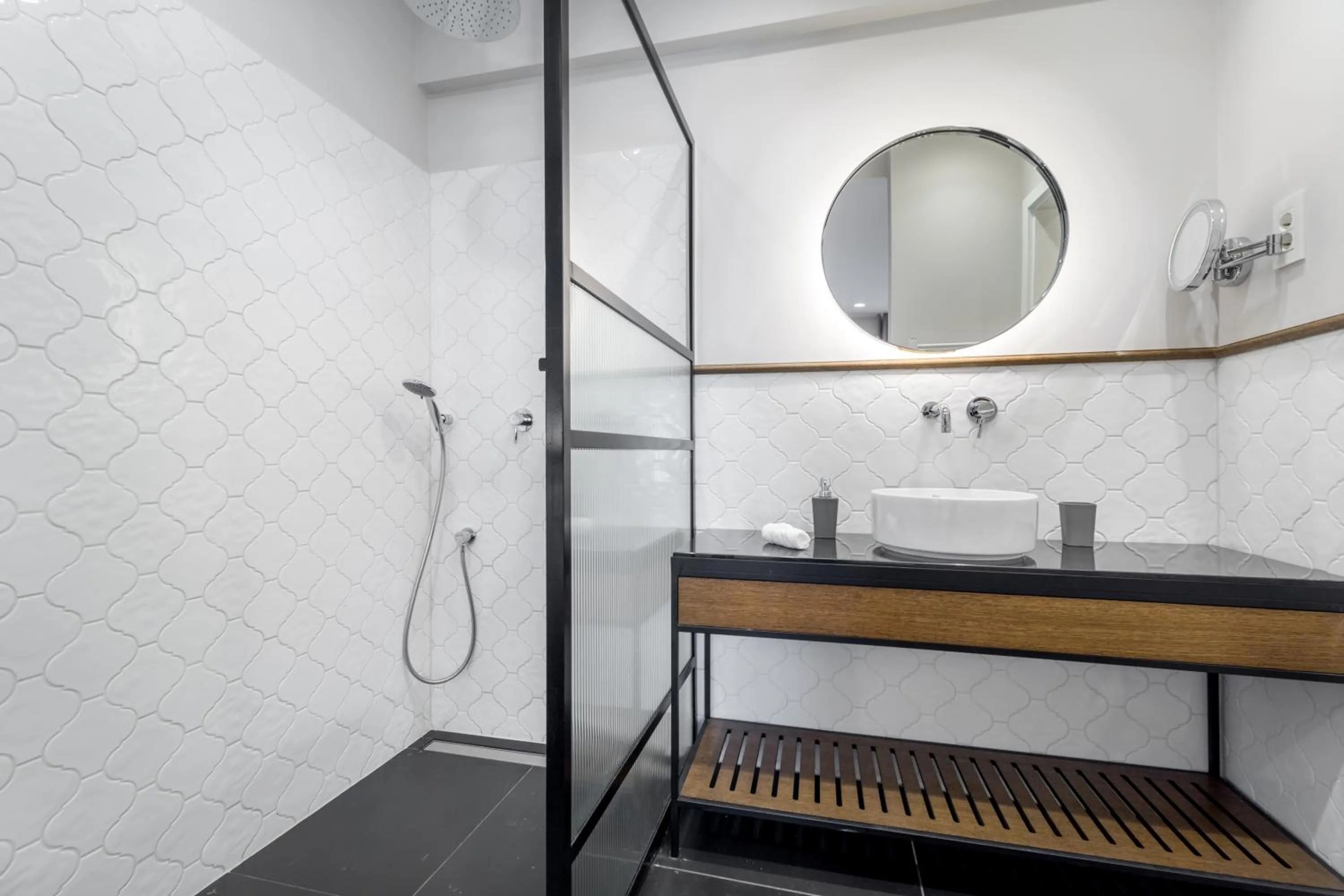 Bathroom in Budapest Eye- Boutique Suites, by BQA