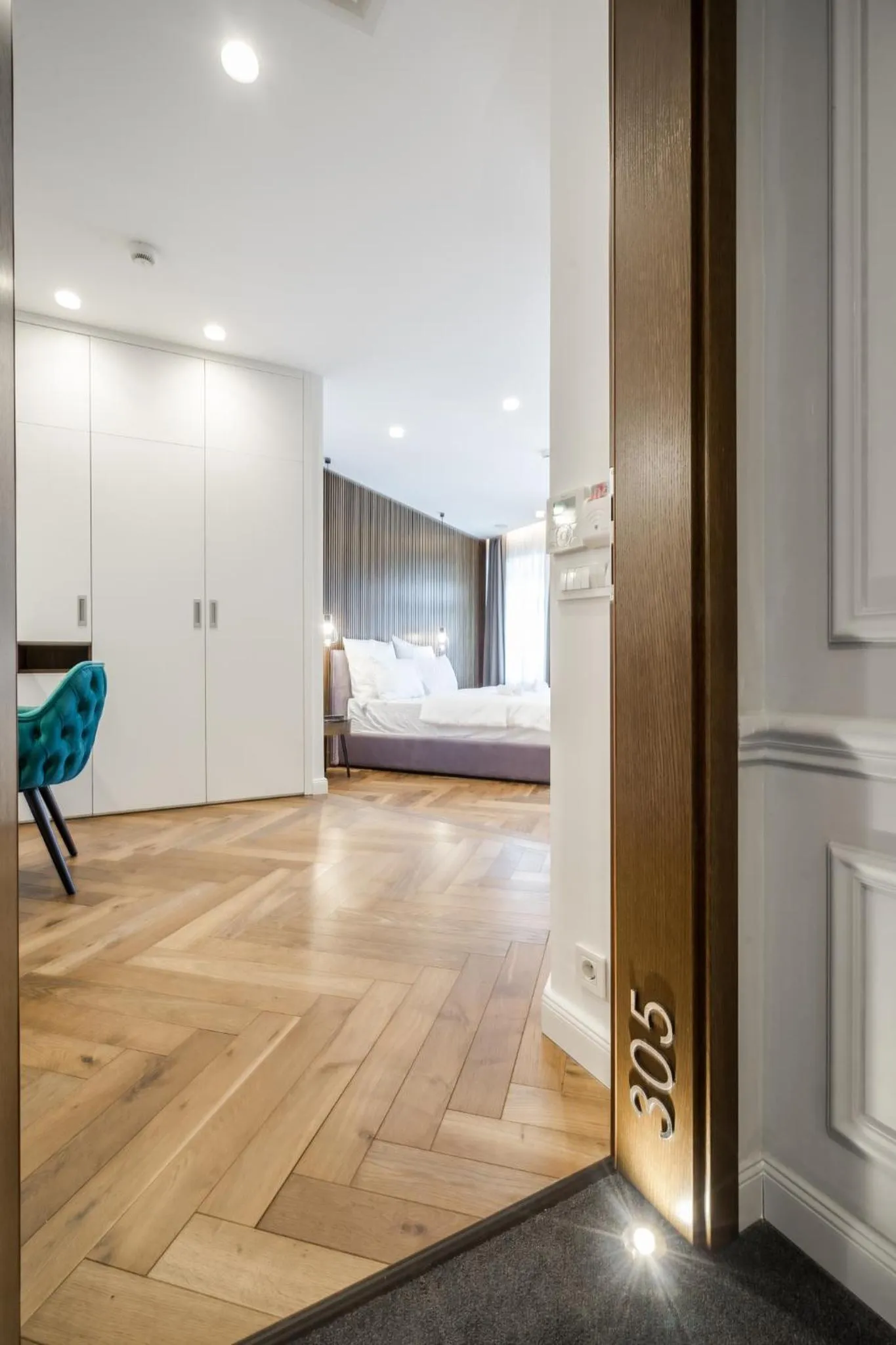 Facade/entrance, Bed in Budapest Eye- Boutique Suites, by BQA