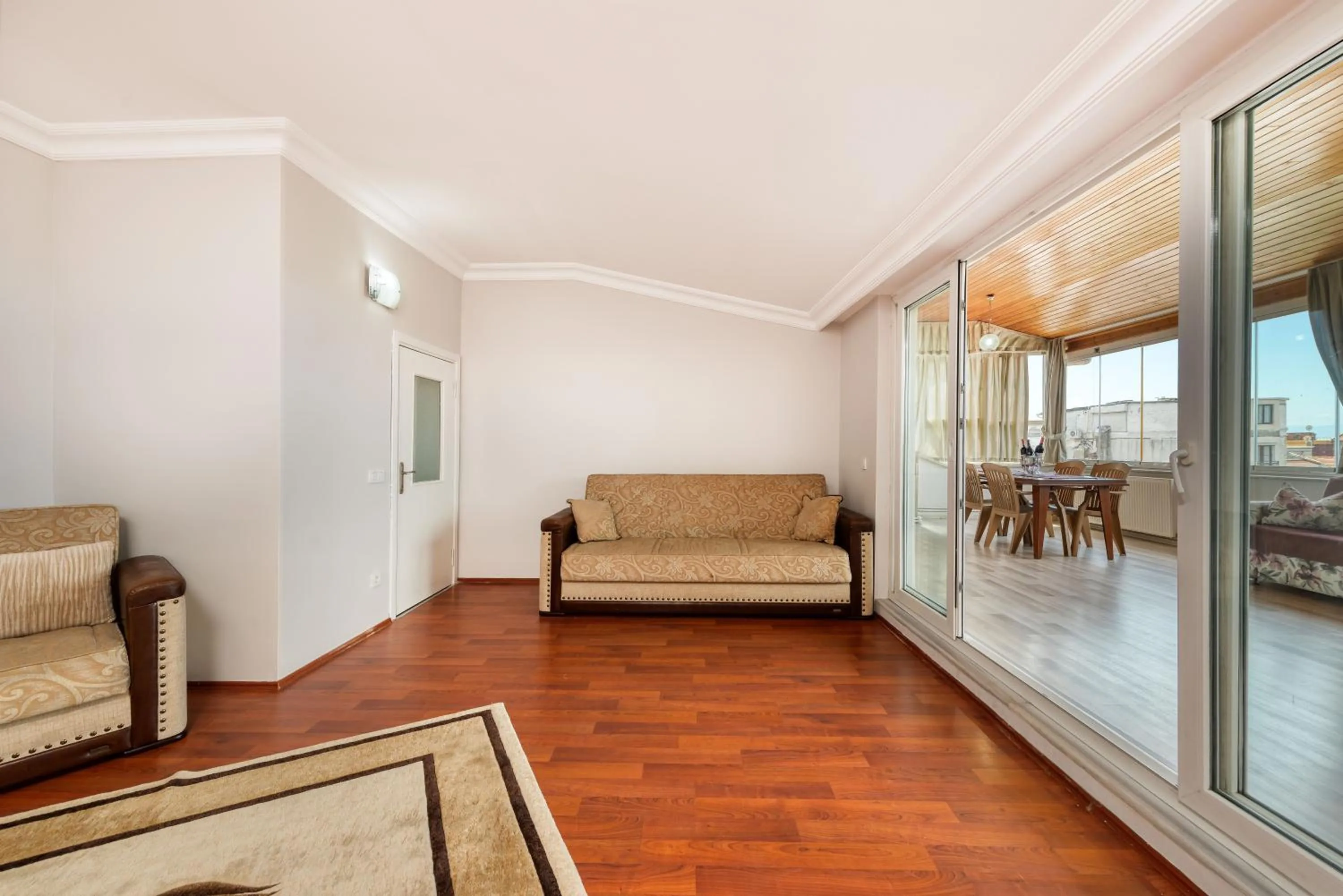 Living room in Dualis Hotel