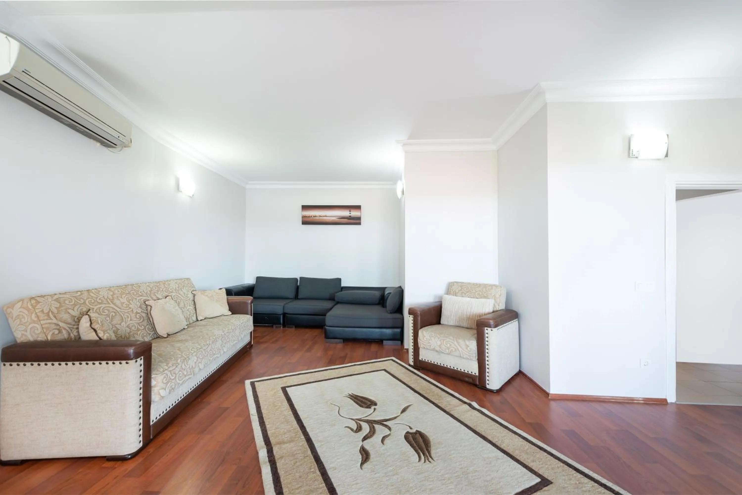 Living room in Dualis Hotel