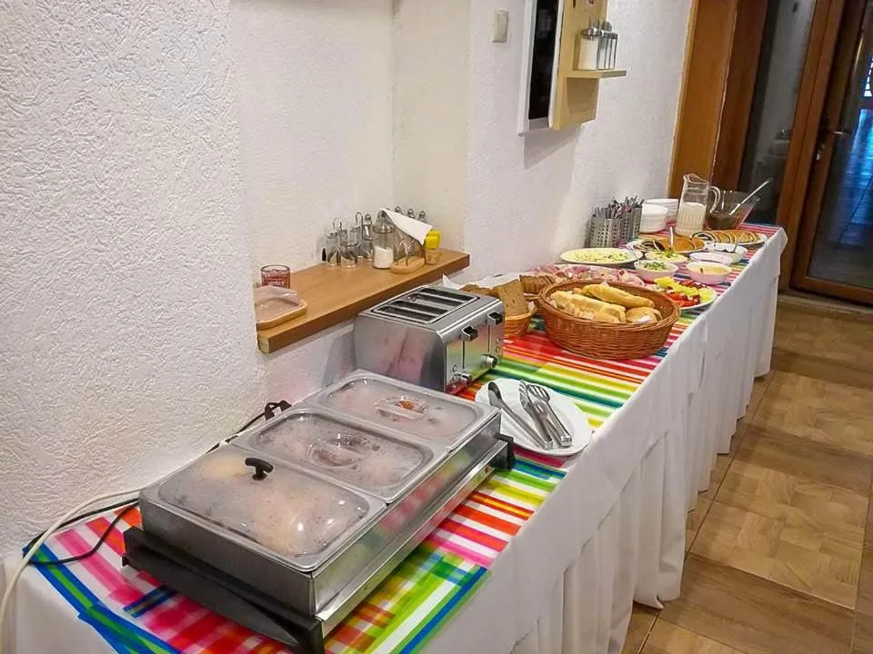 Coffee/tea facilities in Horský hotel Bartoška