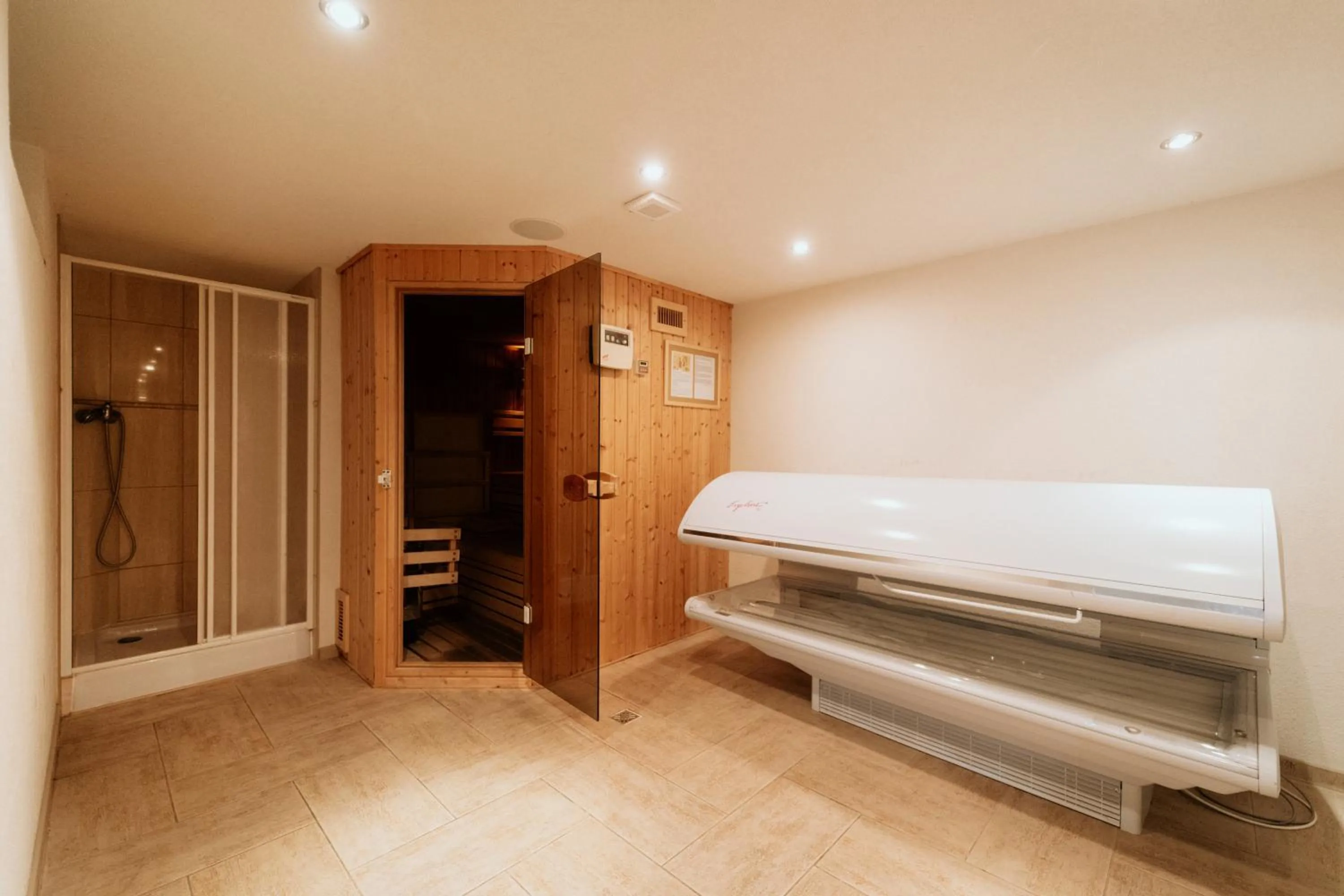 Sauna, Bed in Horský hotel Bartoška