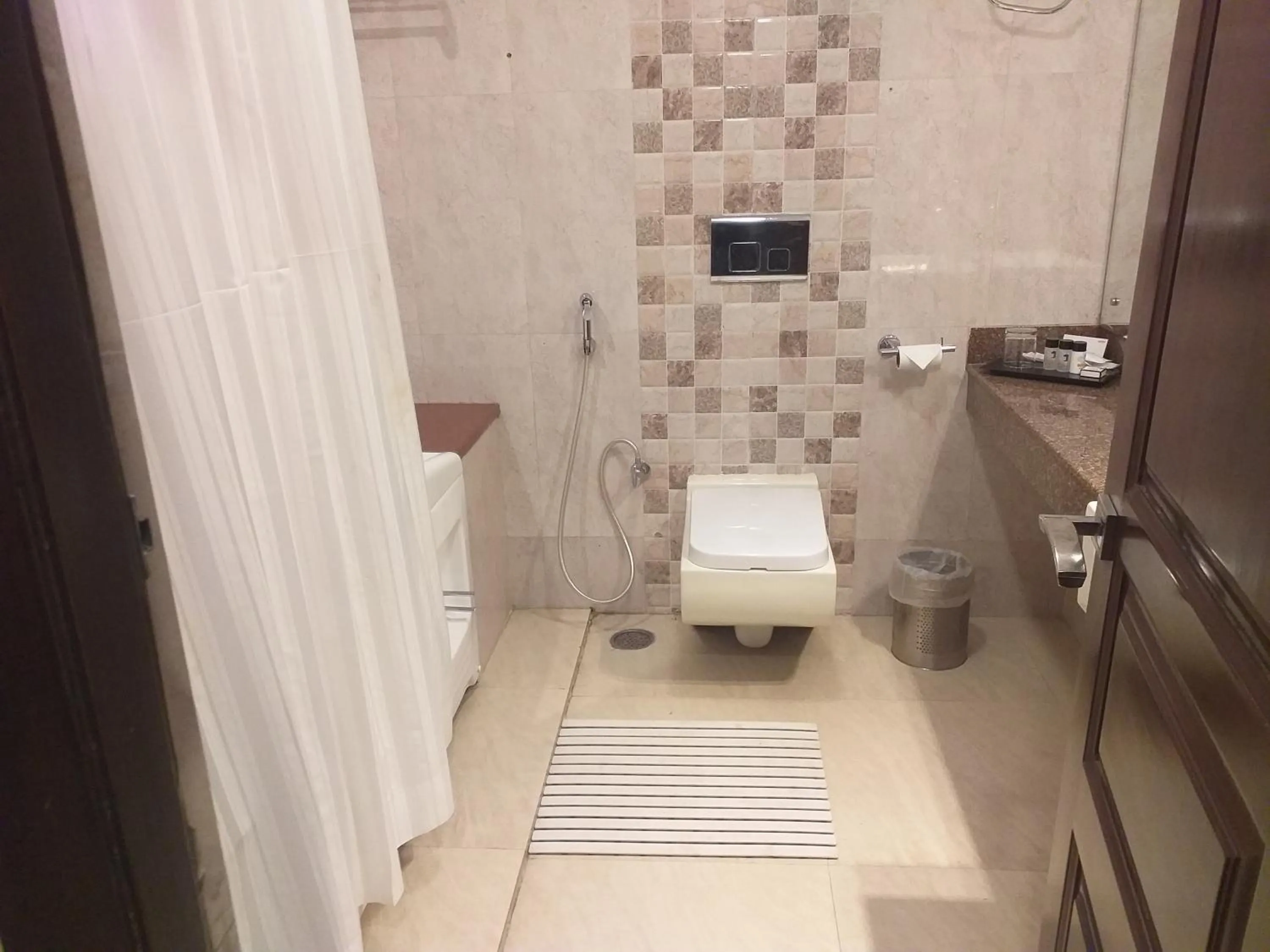 Bathroom in Sobralia Casino Resort & Spa