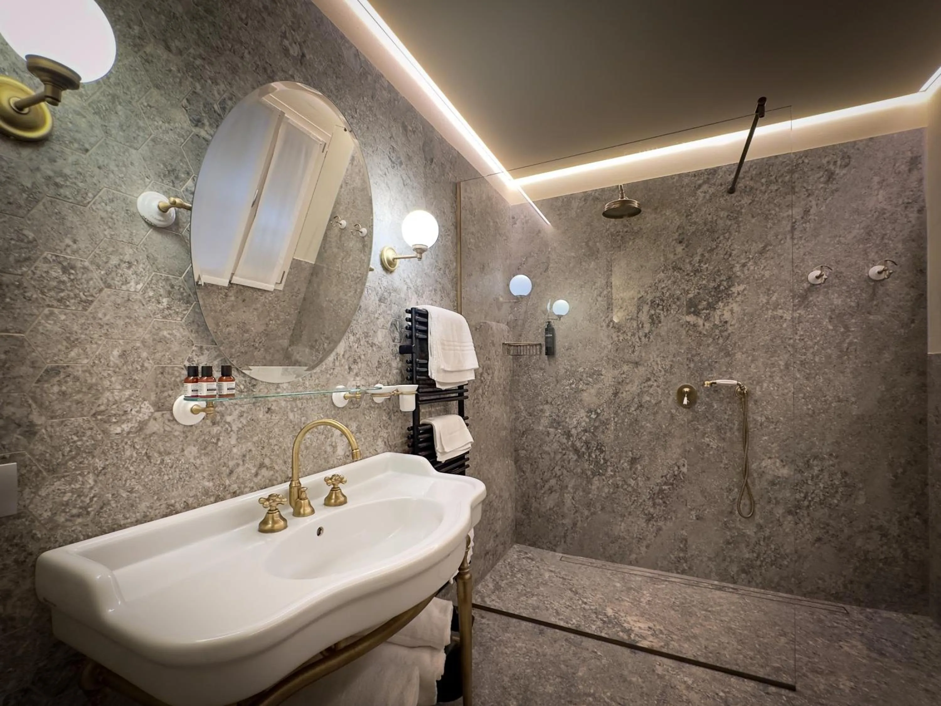 Bathroom in Agriturismo Acetaia Sereni