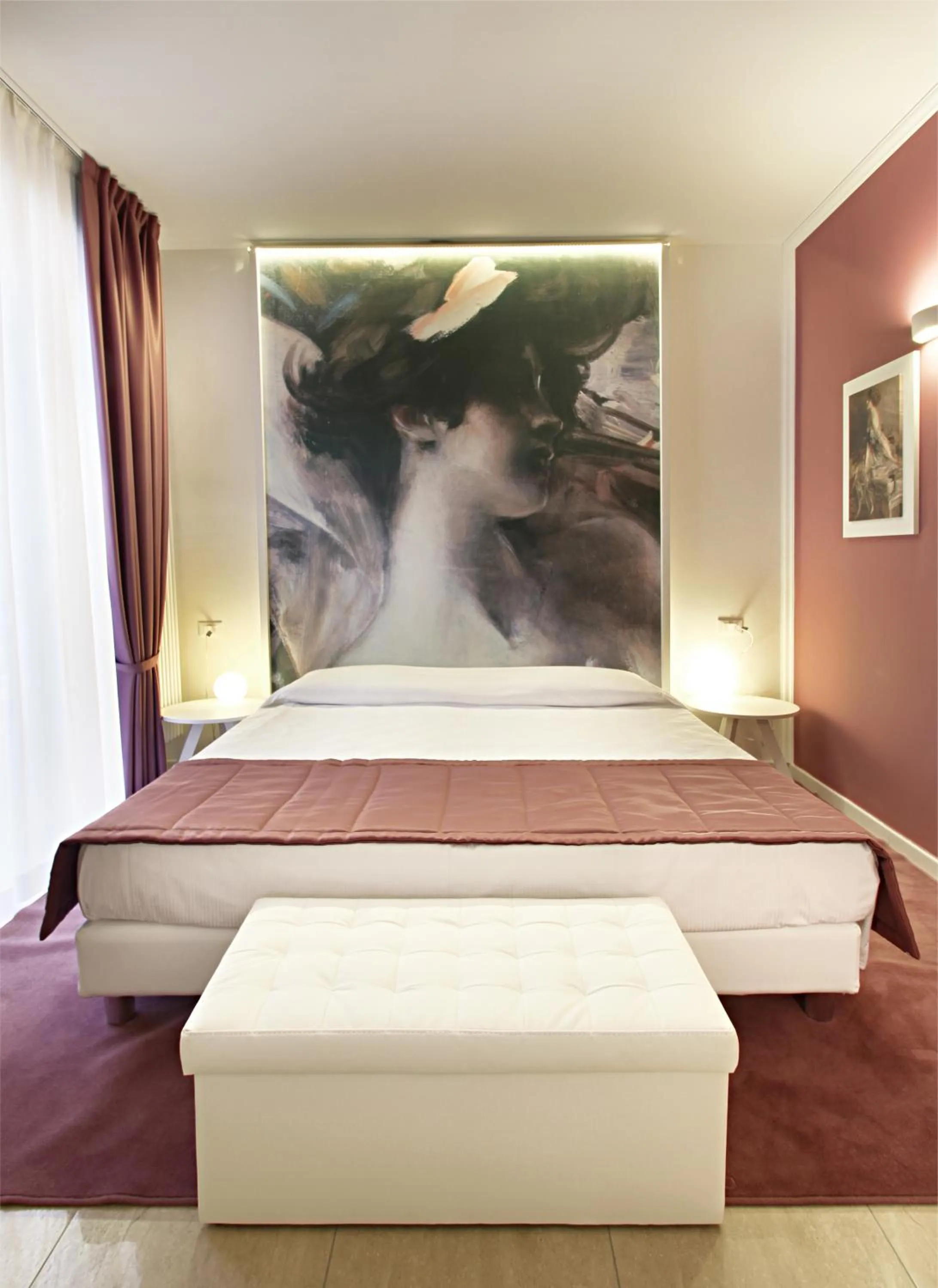 Photo of the whole room, Bed in Ferrara Rooms