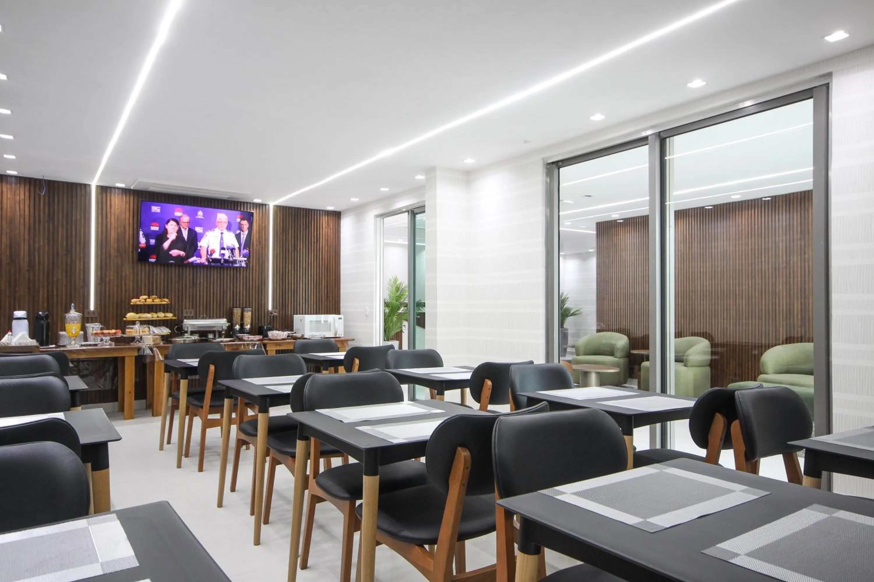 Hotel Biz Urban- EXPO CENTER NORTE