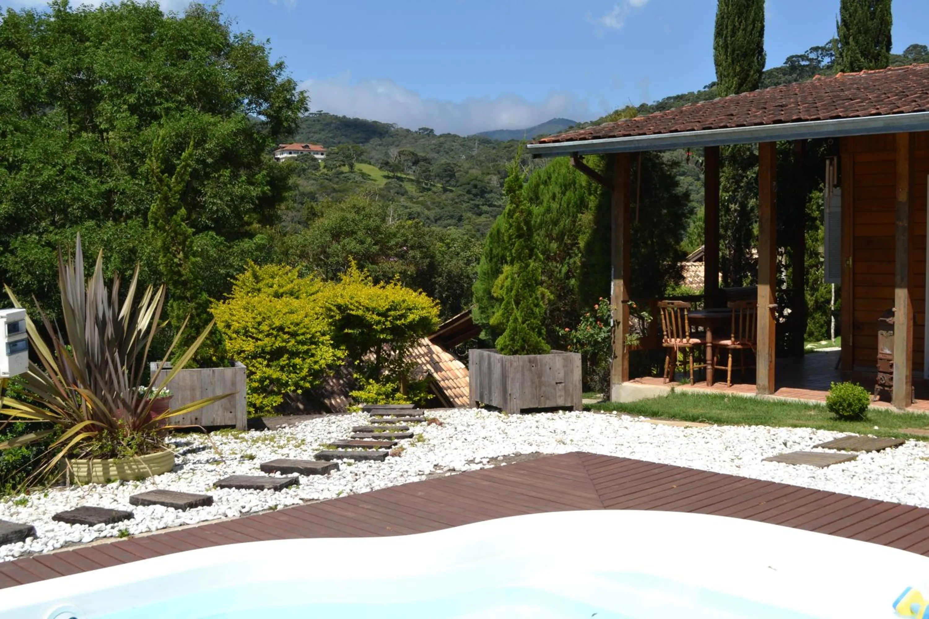 Day in Pássaro de Fogo