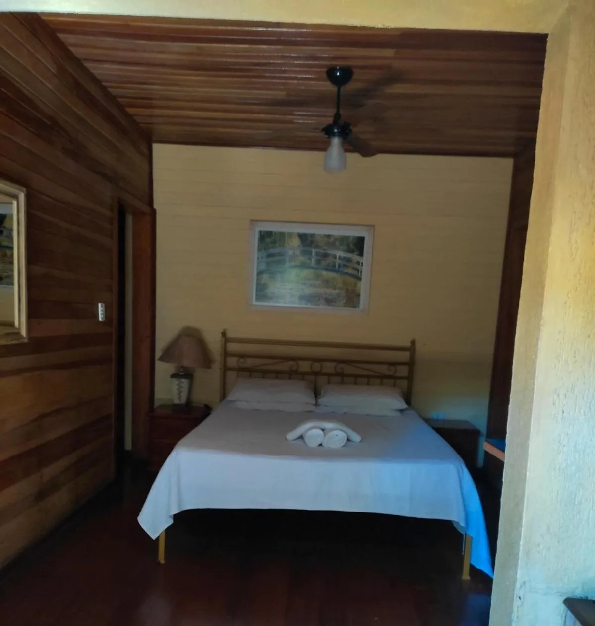 Bed in Pássaro de Fogo