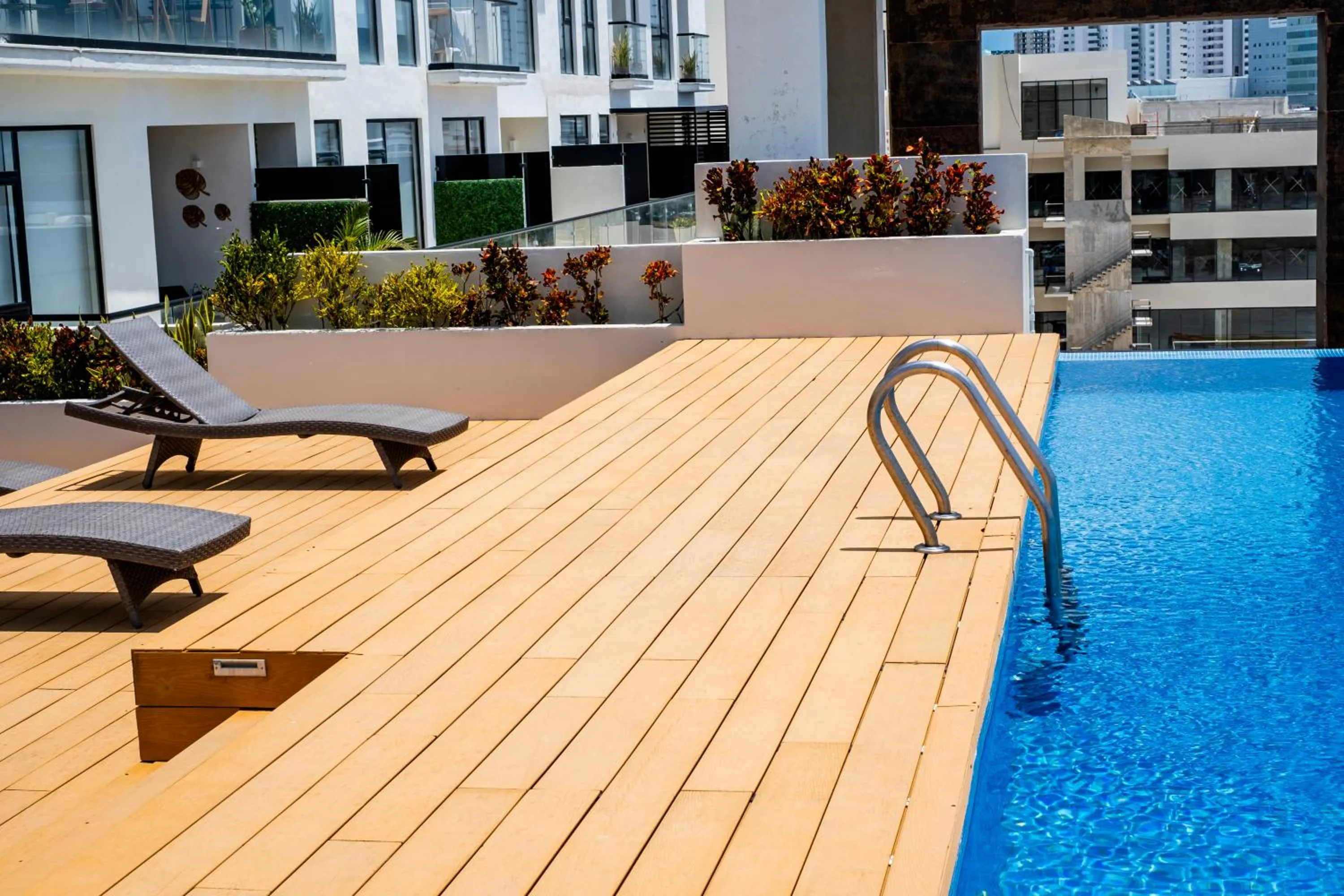 Property building in San Francisco by Andiani Travel