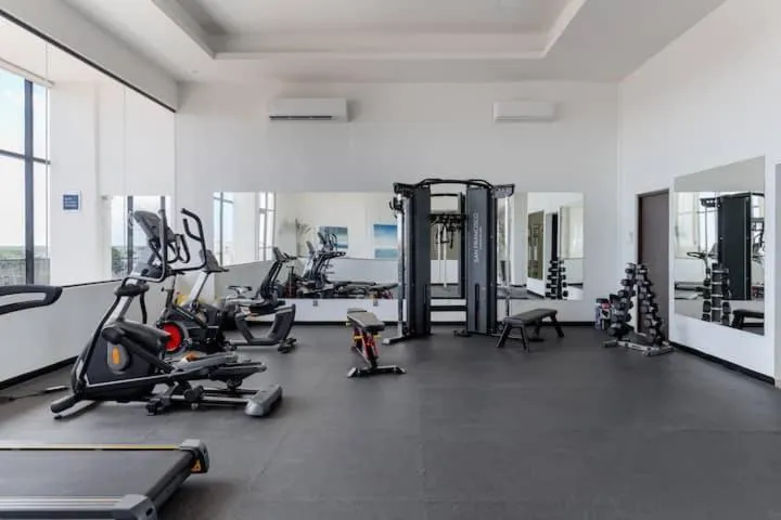 Fitness centre/facilities in San Francisco by Andiani Travel