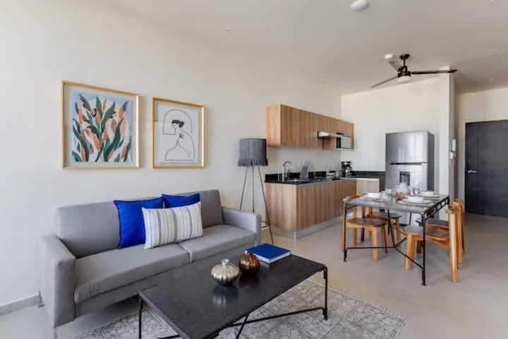 Kitchen or kitchenette in San Francisco by Andiani Travel