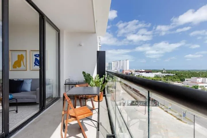 Balcony/Terrace in San Francisco by Andiani Travel