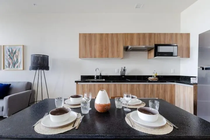 Kitchen or kitchenette in San Francisco by Andiani Travel