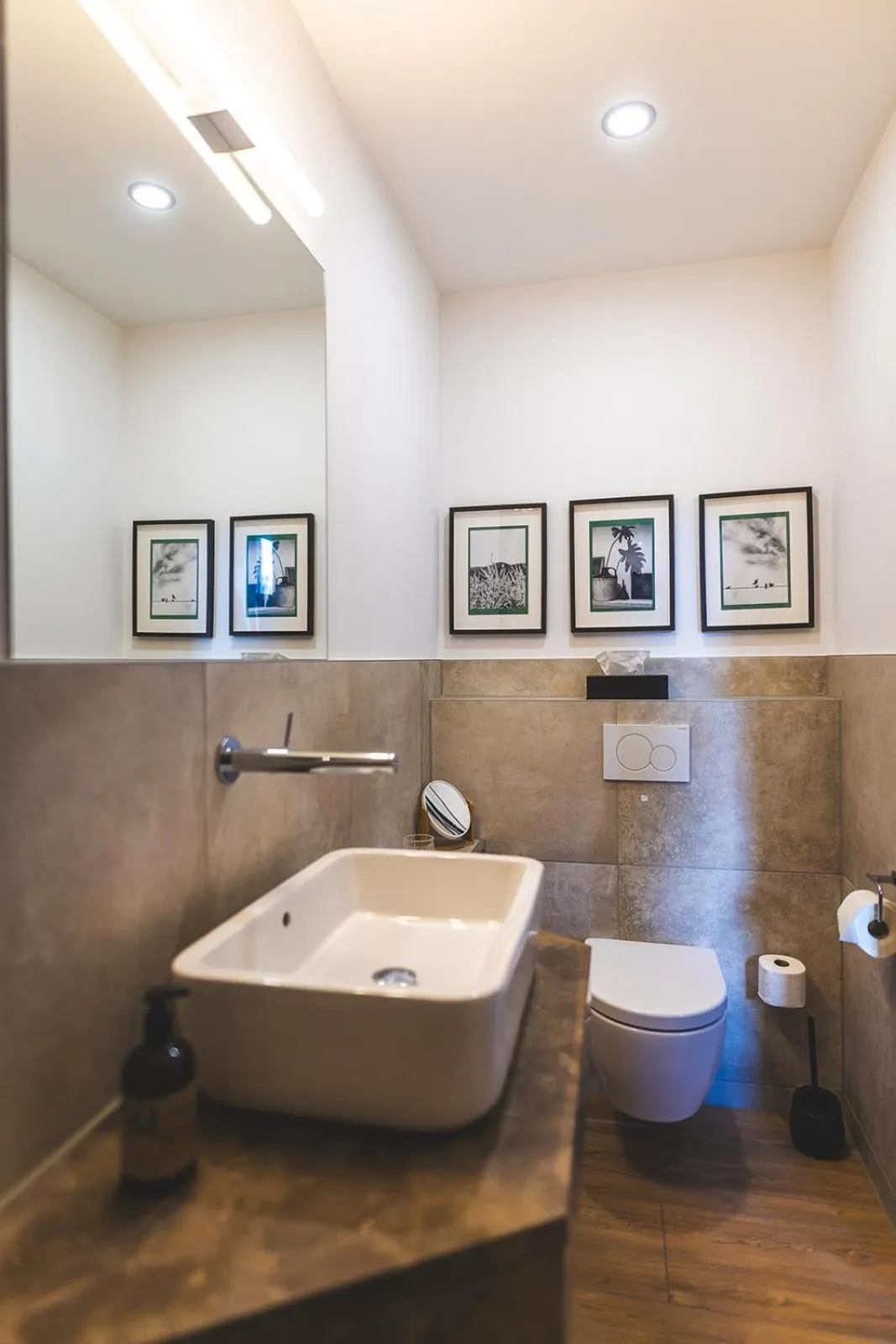 Toilet in Boutique Hotel LANDHAUSZEIT