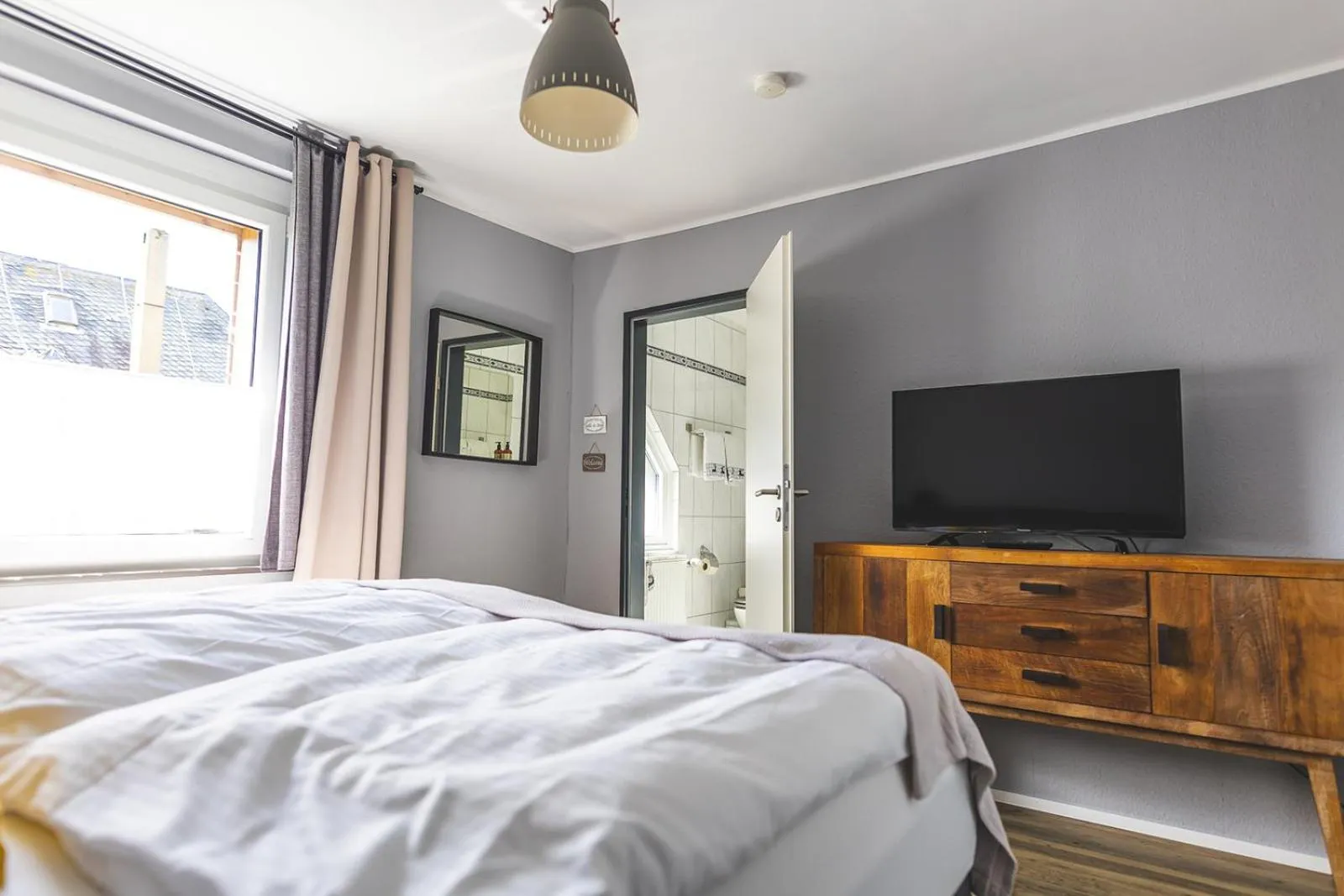 TV and multimedia, Bed in Boutique Hotel LANDHAUSZEIT