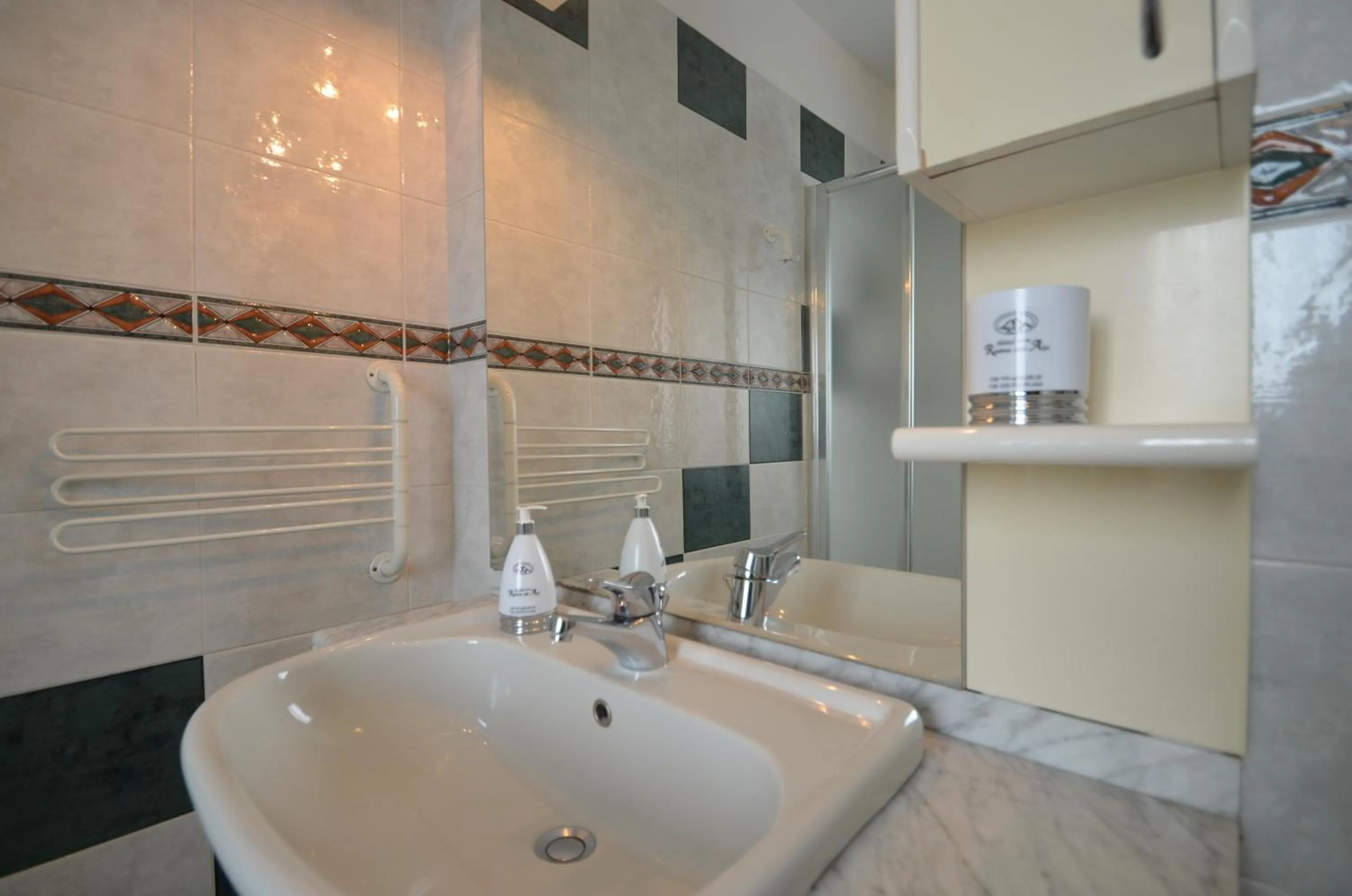 Bathroom in Hotel Residenza Delle Alpi