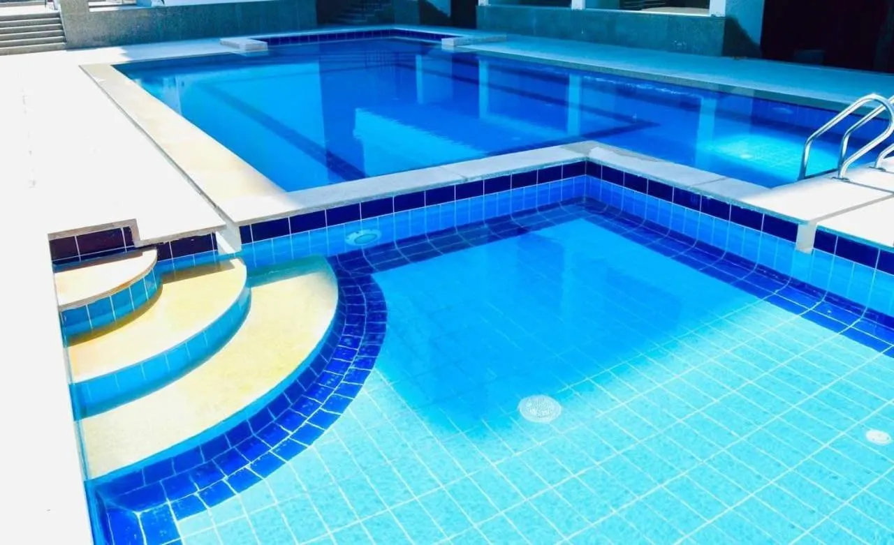 Swimming pool in Lamar Azur Hotel