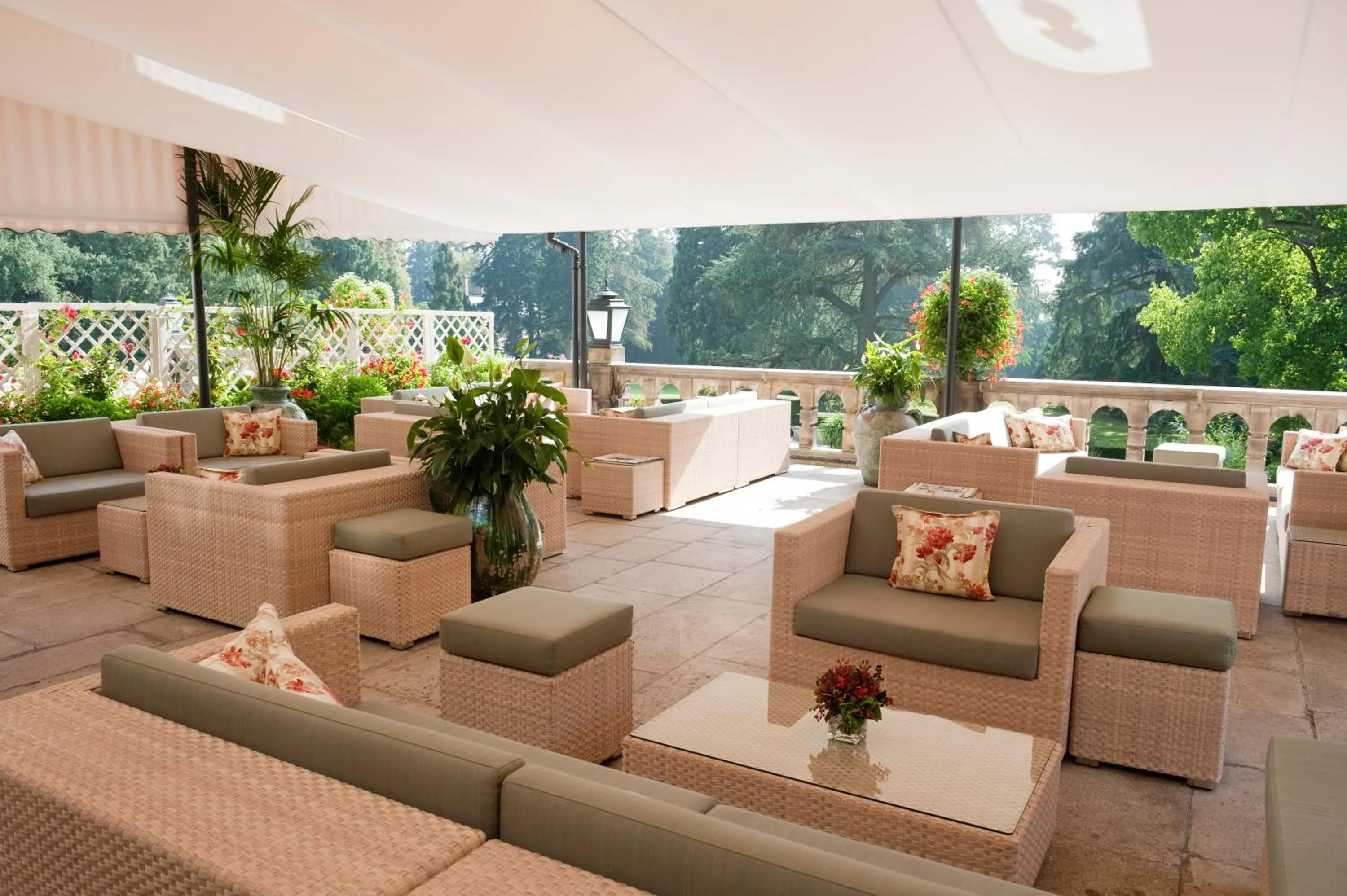 Balcony/Terrace in Schlosshotel Kronberg - Hotel Frankfurt