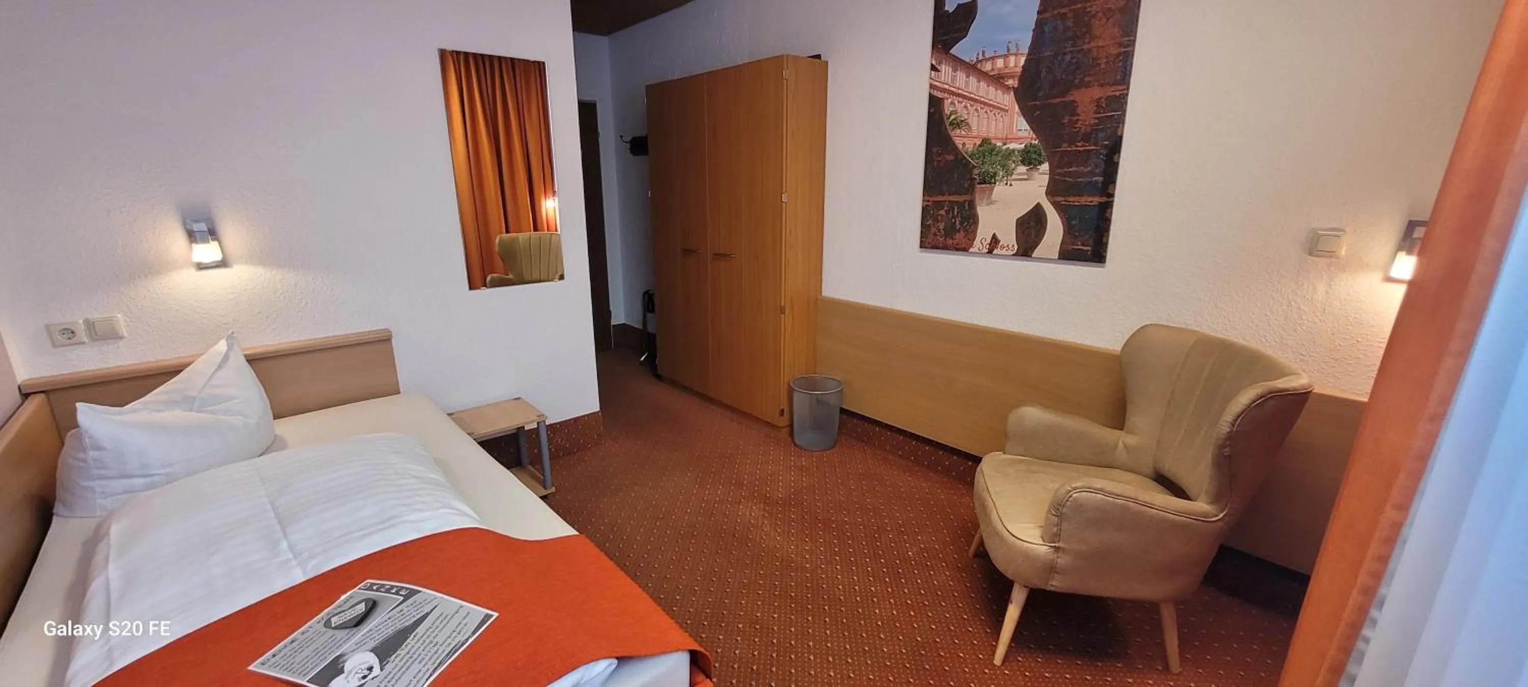 Photo of the whole room, Bed in Hotel Restaurant Ruppert