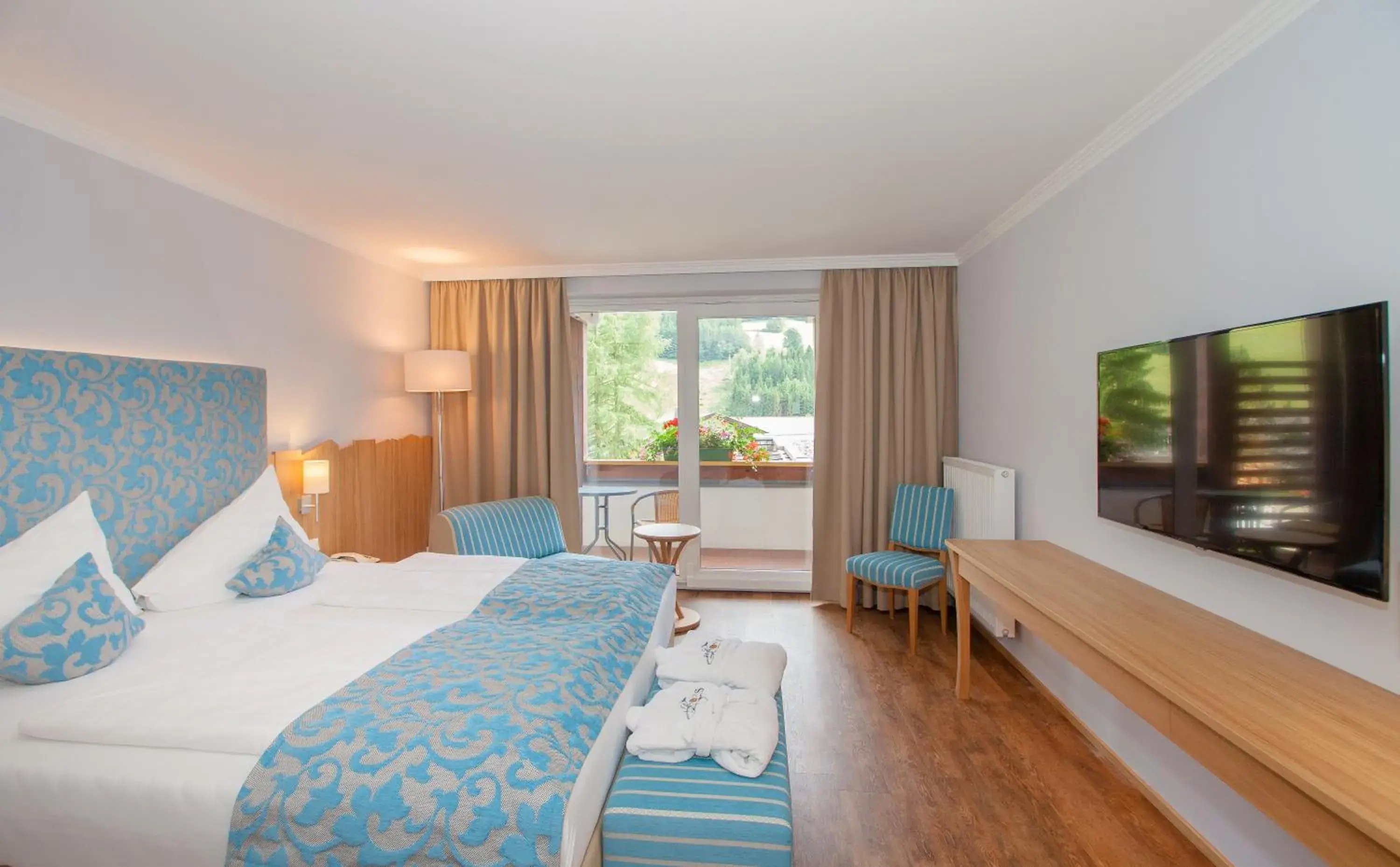 Comfort Double Room in Evident Hotel Prägant 4-Superior Comfort Double Room in Evident Hotel Prägant 4-Superior