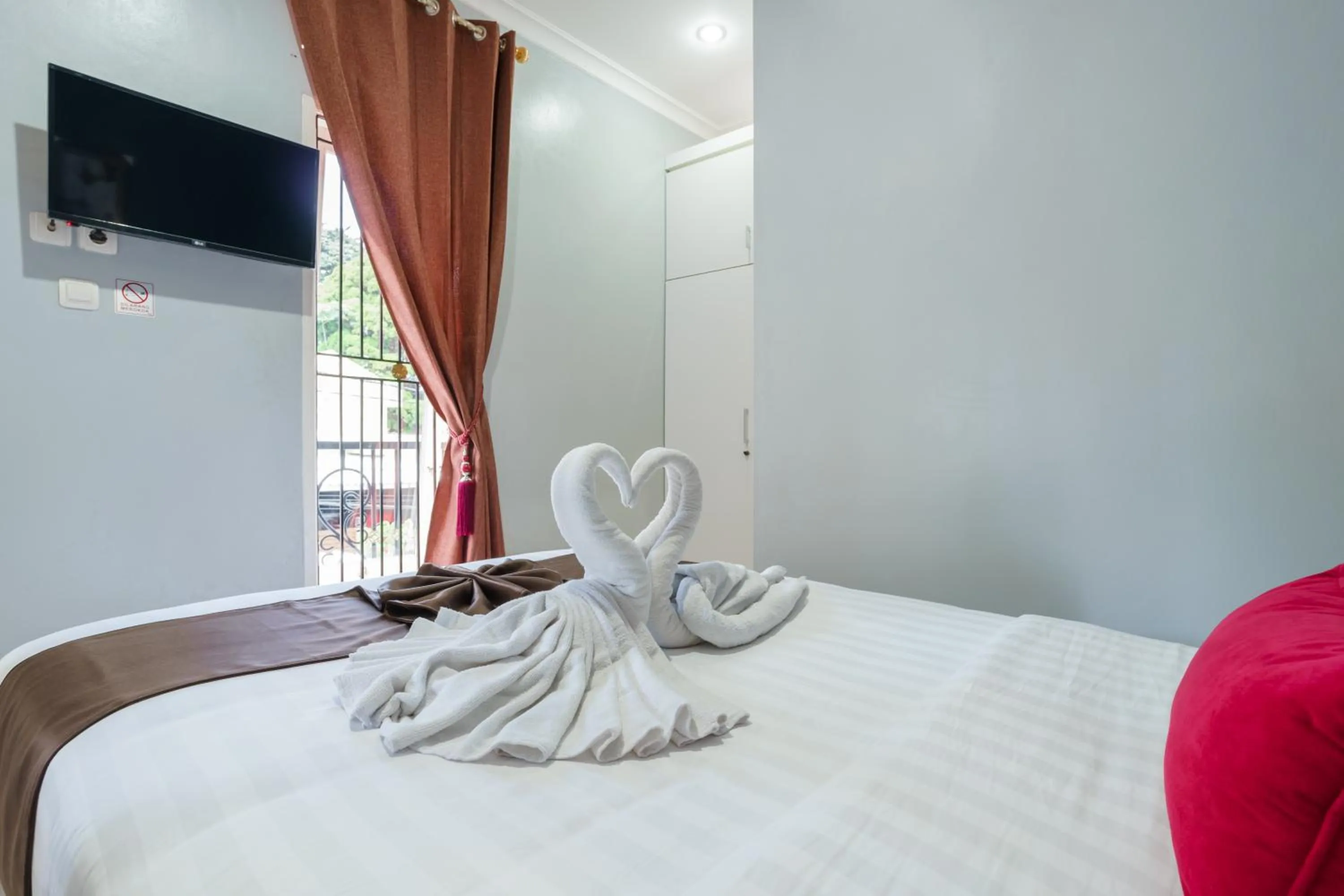 Bed in Fast Hous Syariah Bogor Mitra RedDoorz