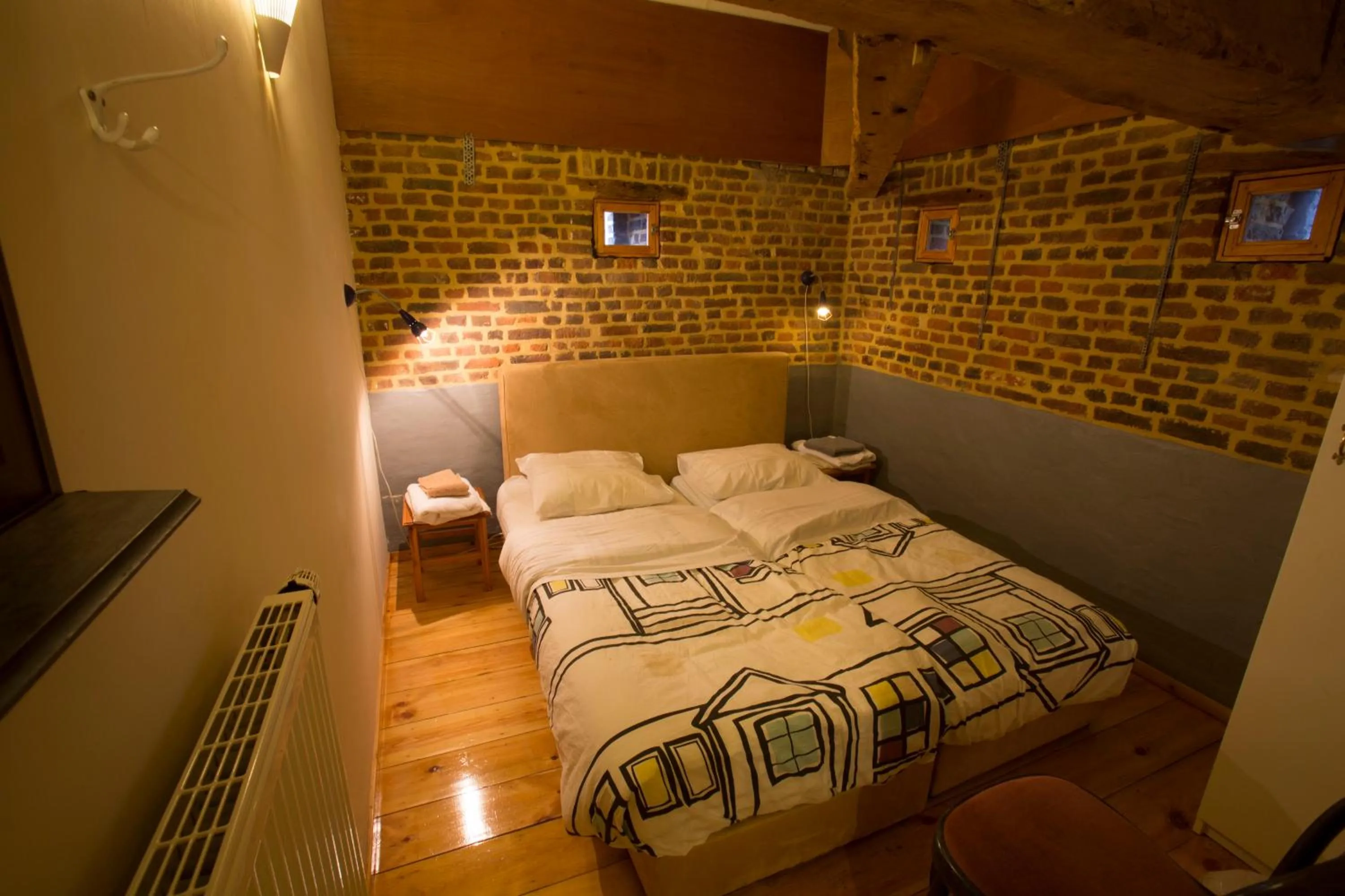 Bed in Apartments Cour d'Aix