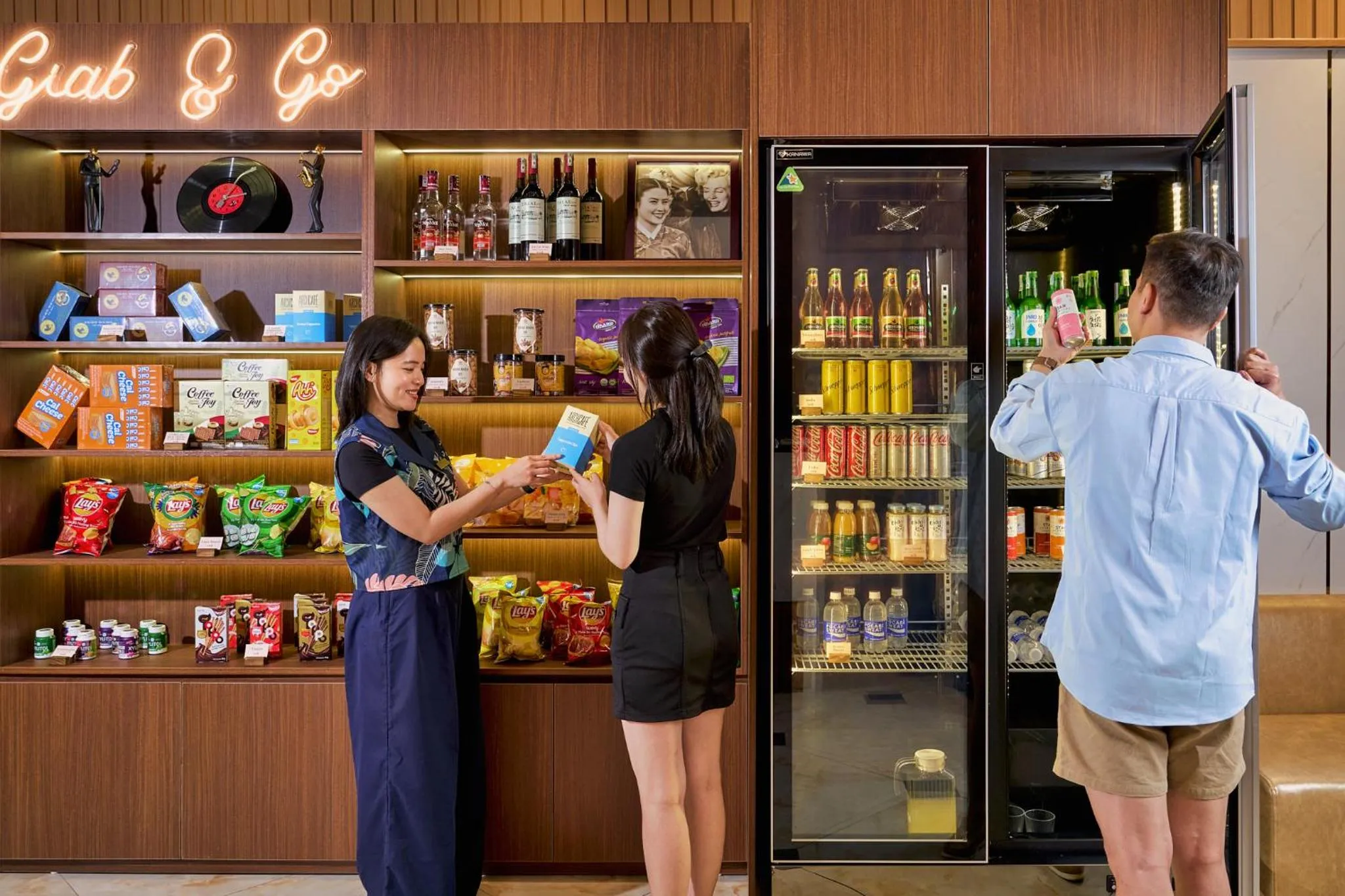 Supermarket/grocery shop in Record Hotel