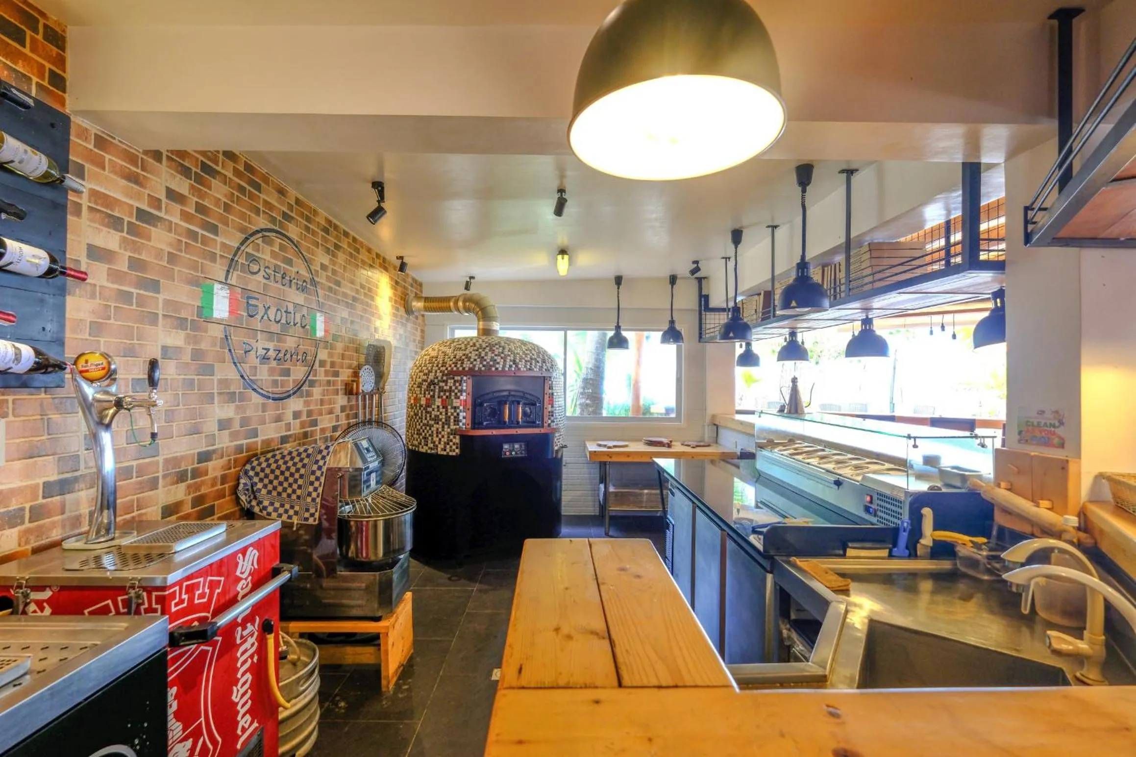 Restaurant/places to eat in Malapascua Exotic Island Dive Resort