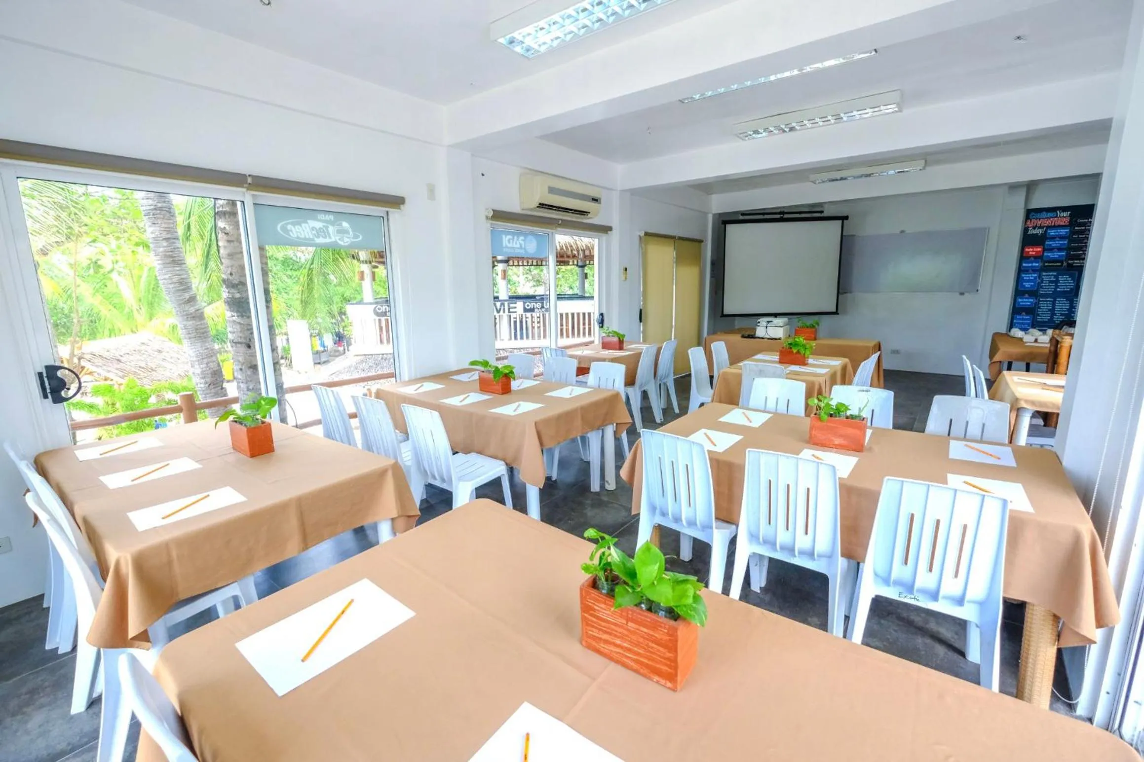 Banquet/Function facilities in Malapascua Exotic Island Dive Resort