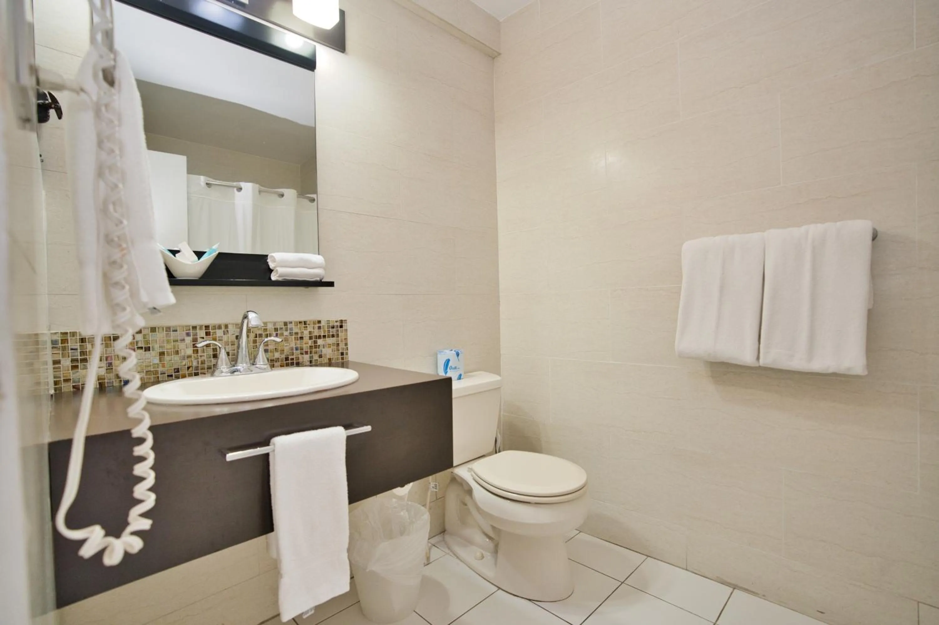 Bathroom in Horizon View Beach Hotel