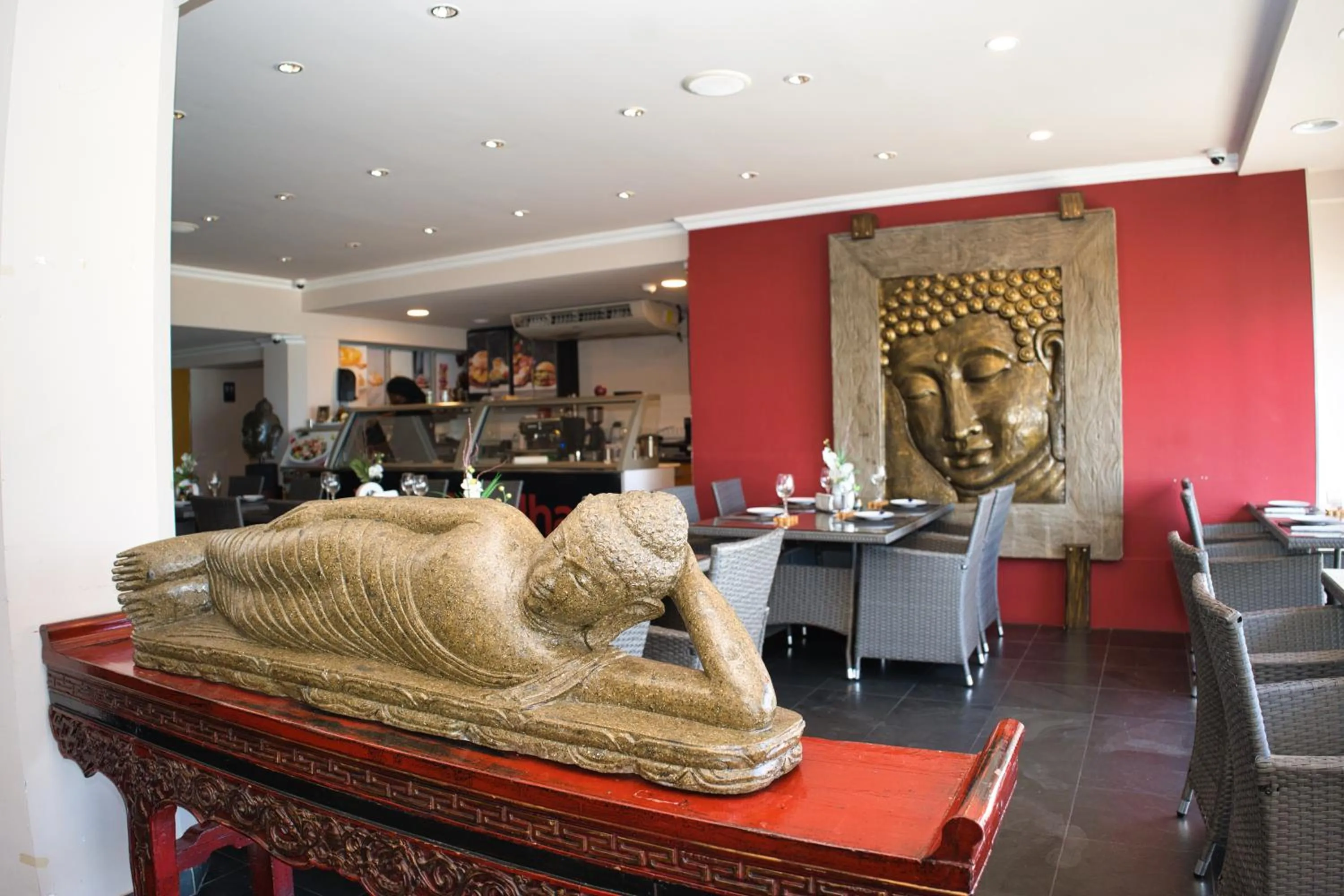 Restaurant/places to eat in Horizon View Beach Hotel