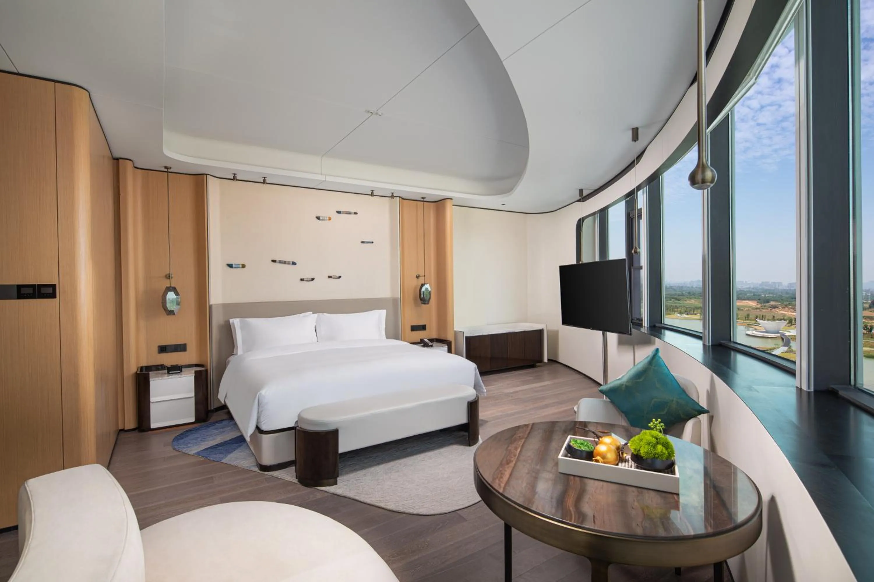 Living room, Bed in Wyndham Garden Nanjing Airport