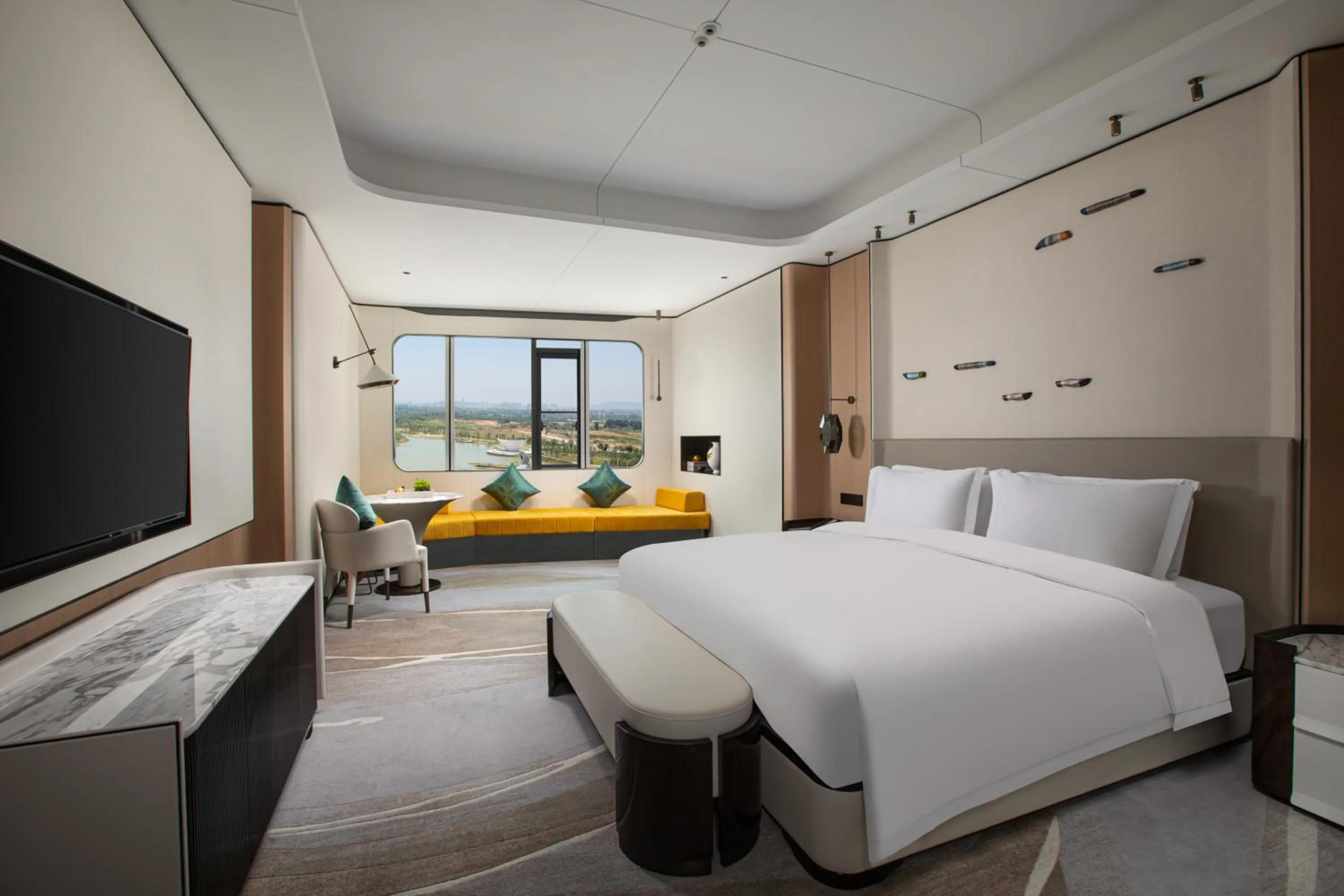 Living room, Bed in Wyndham Garden Nanjing Airport