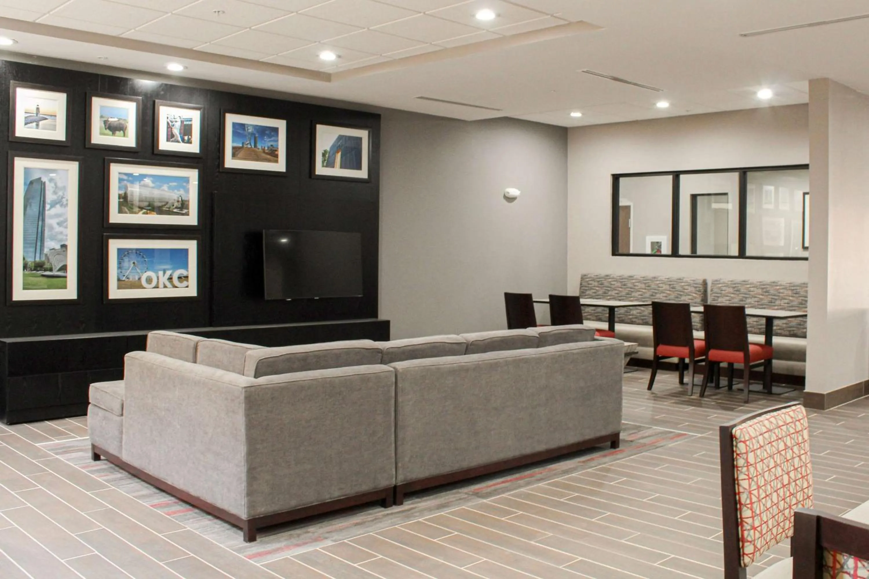Restaurant/places to eat in Hawthorn Extended Stay by Wyndham Oklahoma City Airport