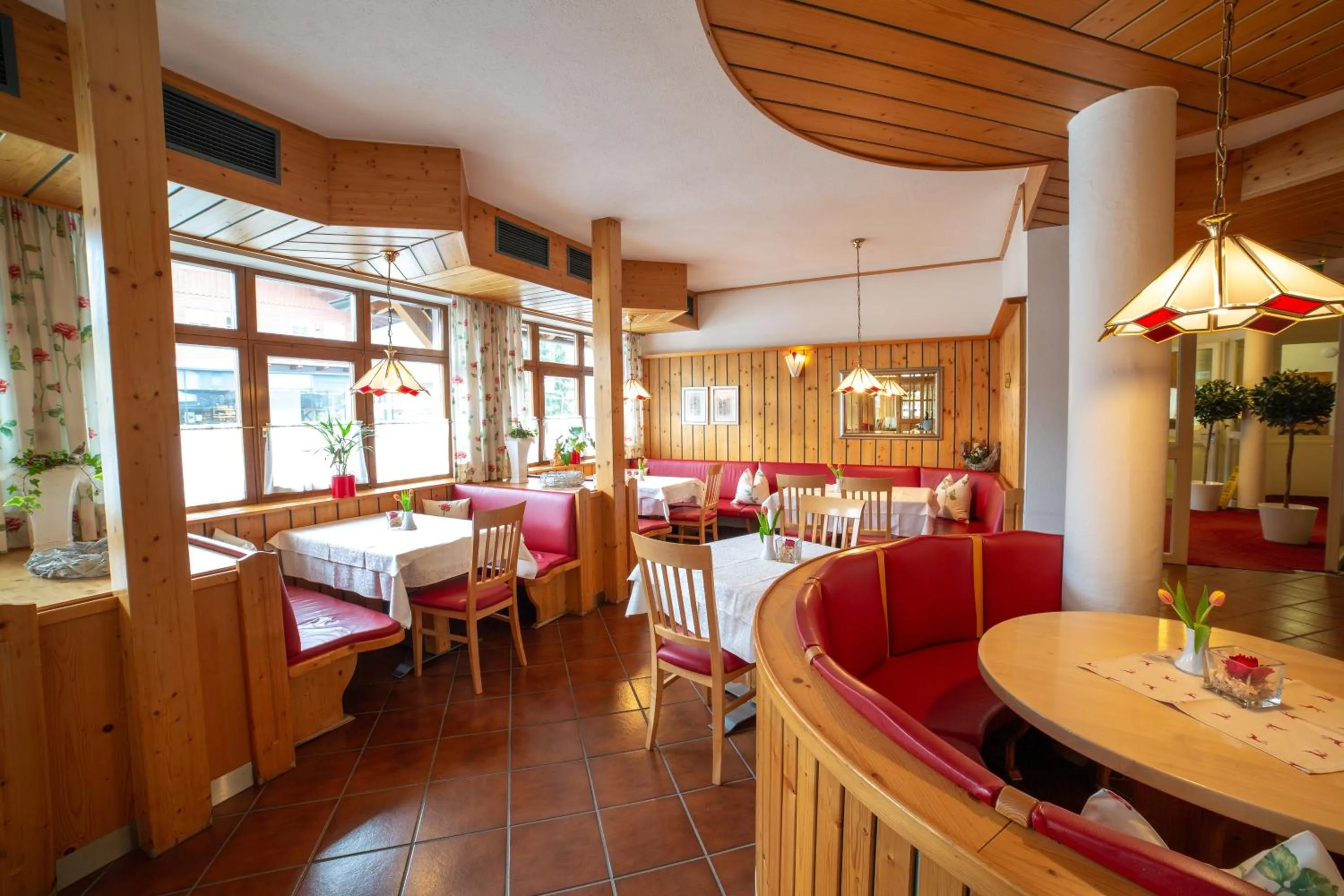 Restaurant/places to eat in Hotel Alpenblick